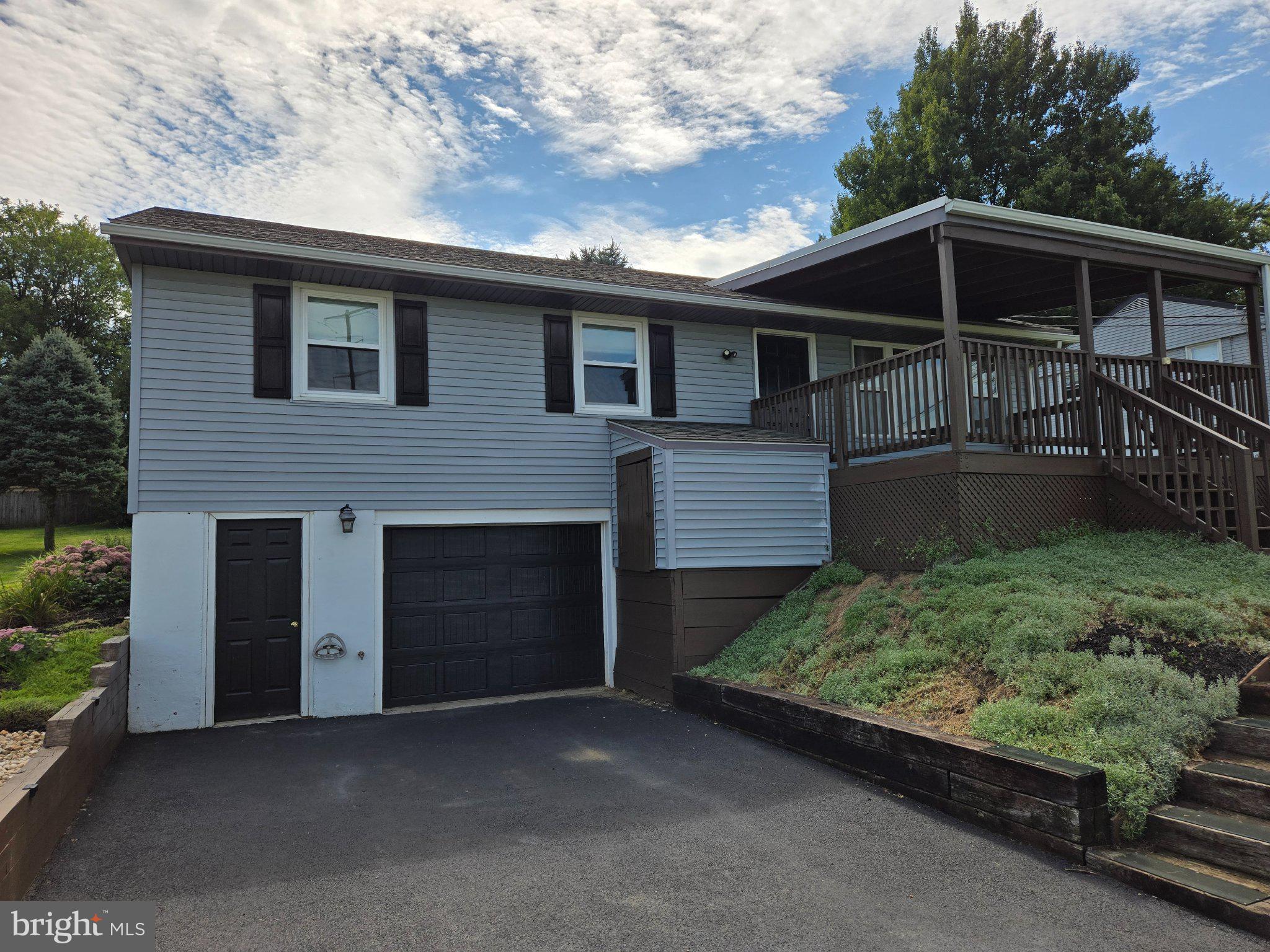 1252 IRON BRIDGE ROAD