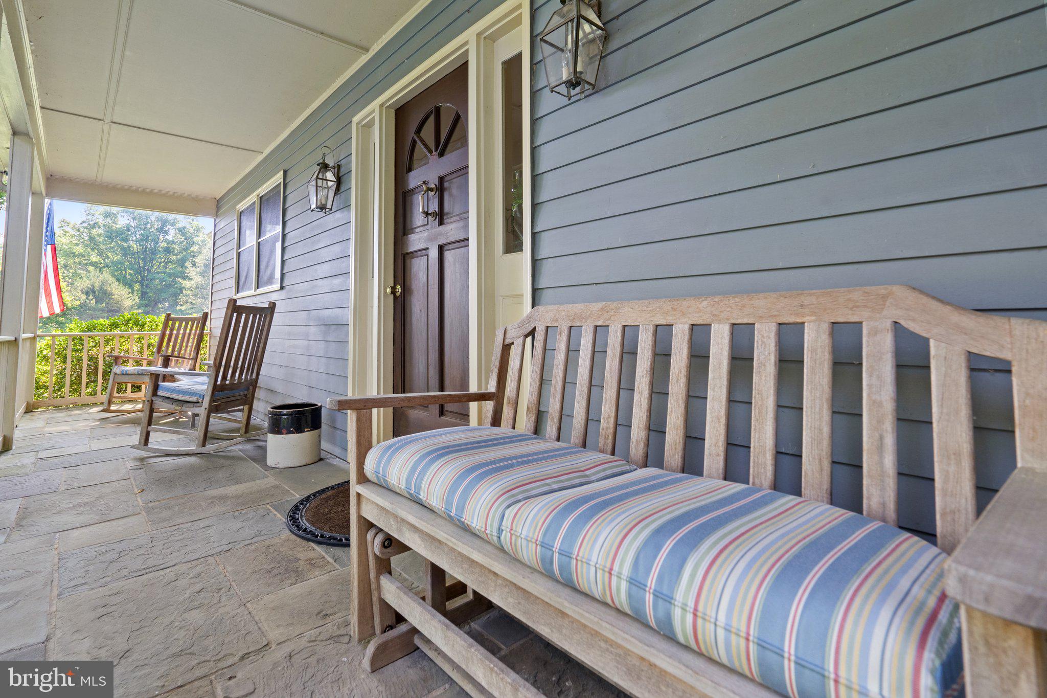 SUNDOWN HILLS - Land