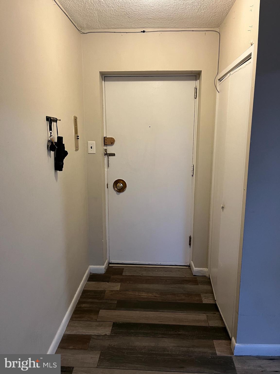 111 CHESTNUT 404