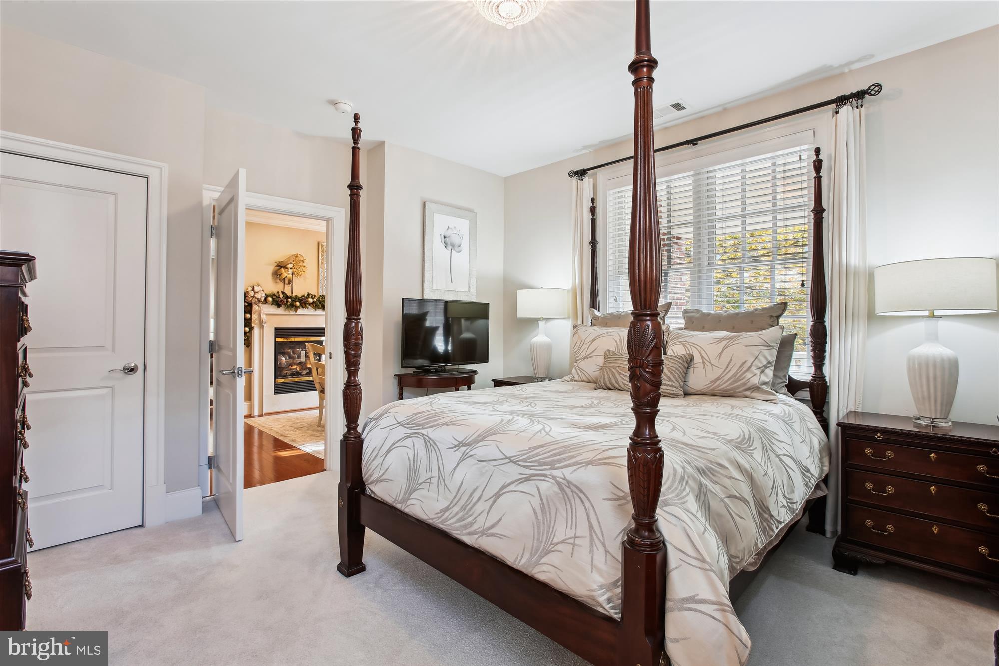 LIBERTY ROW - Residential