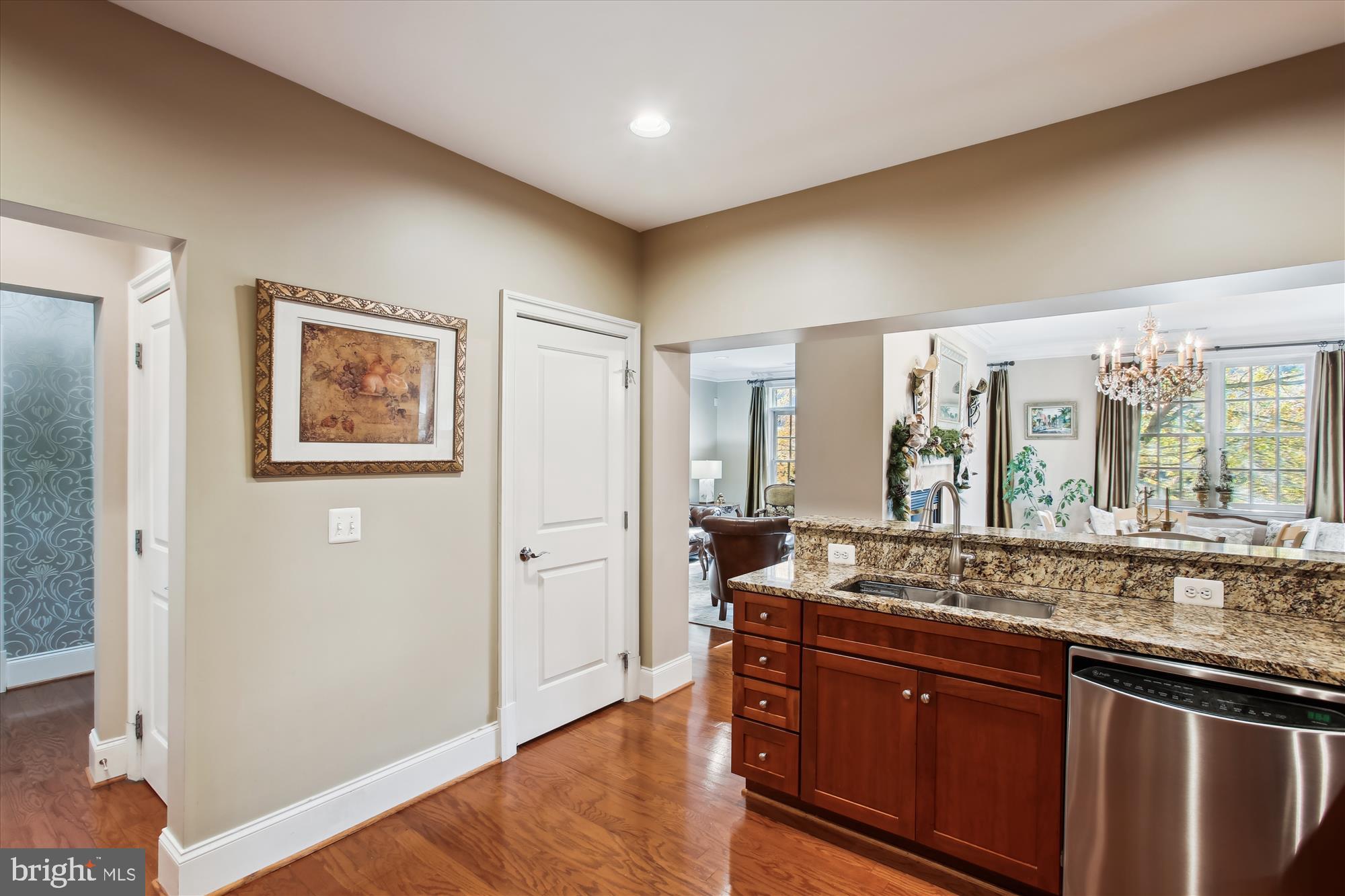 LIBERTY ROW - Residential