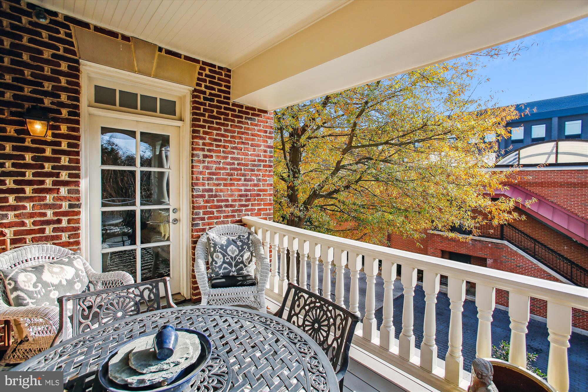 LIBERTY ROW - Residential