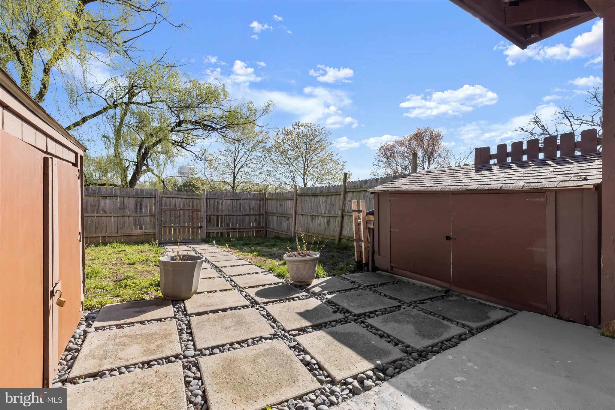 VALLEY CROSSING - Residential