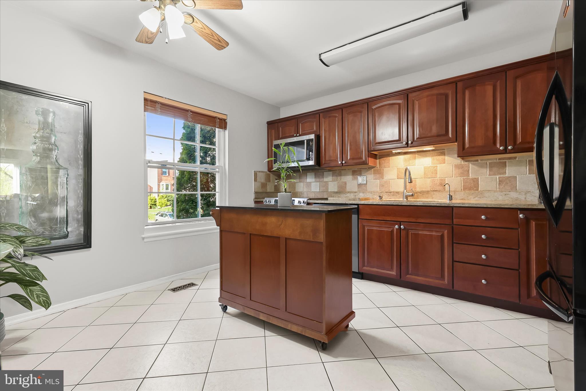 VALLEY CROSSING - Residential