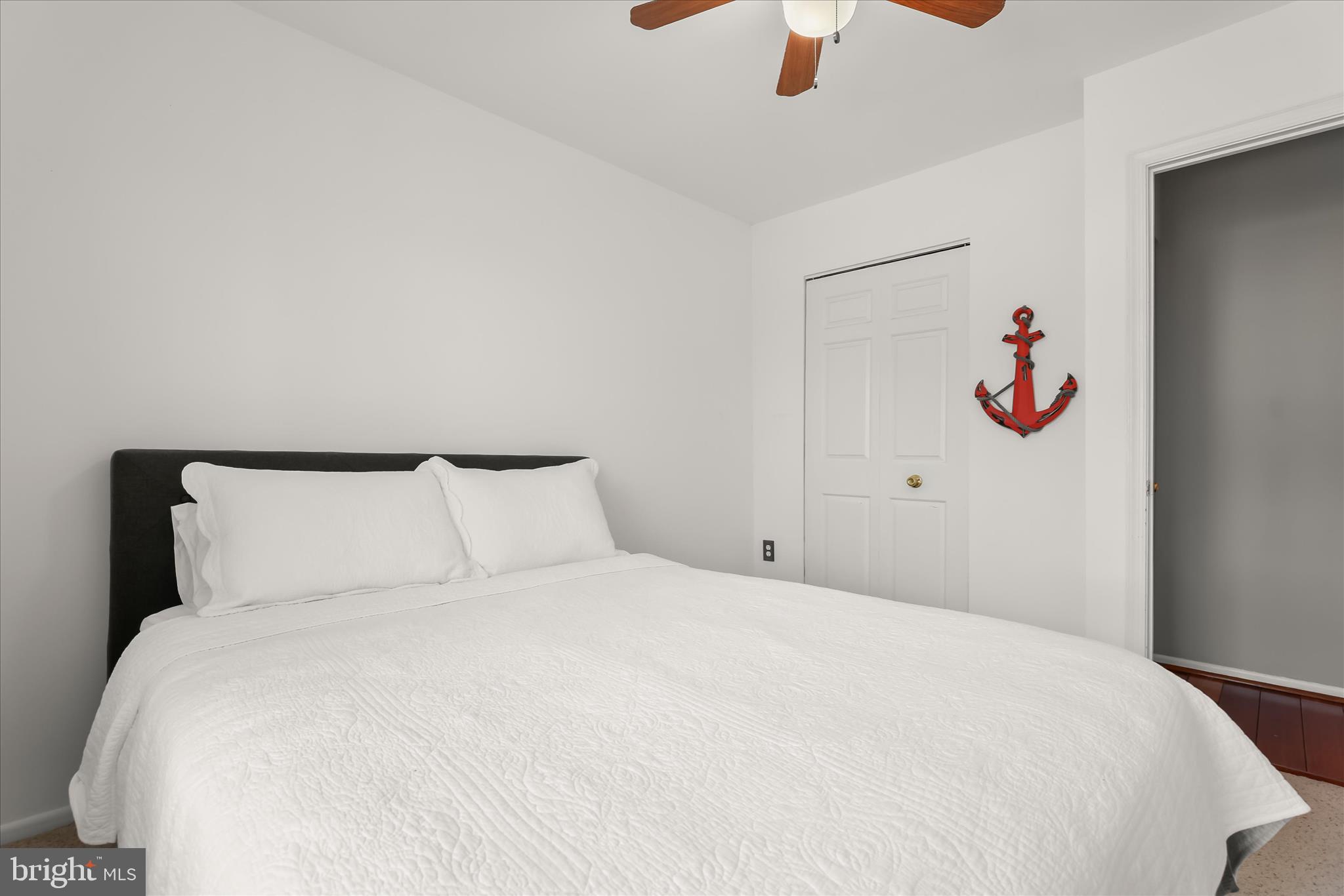 VALLEY CROSSING - Residential