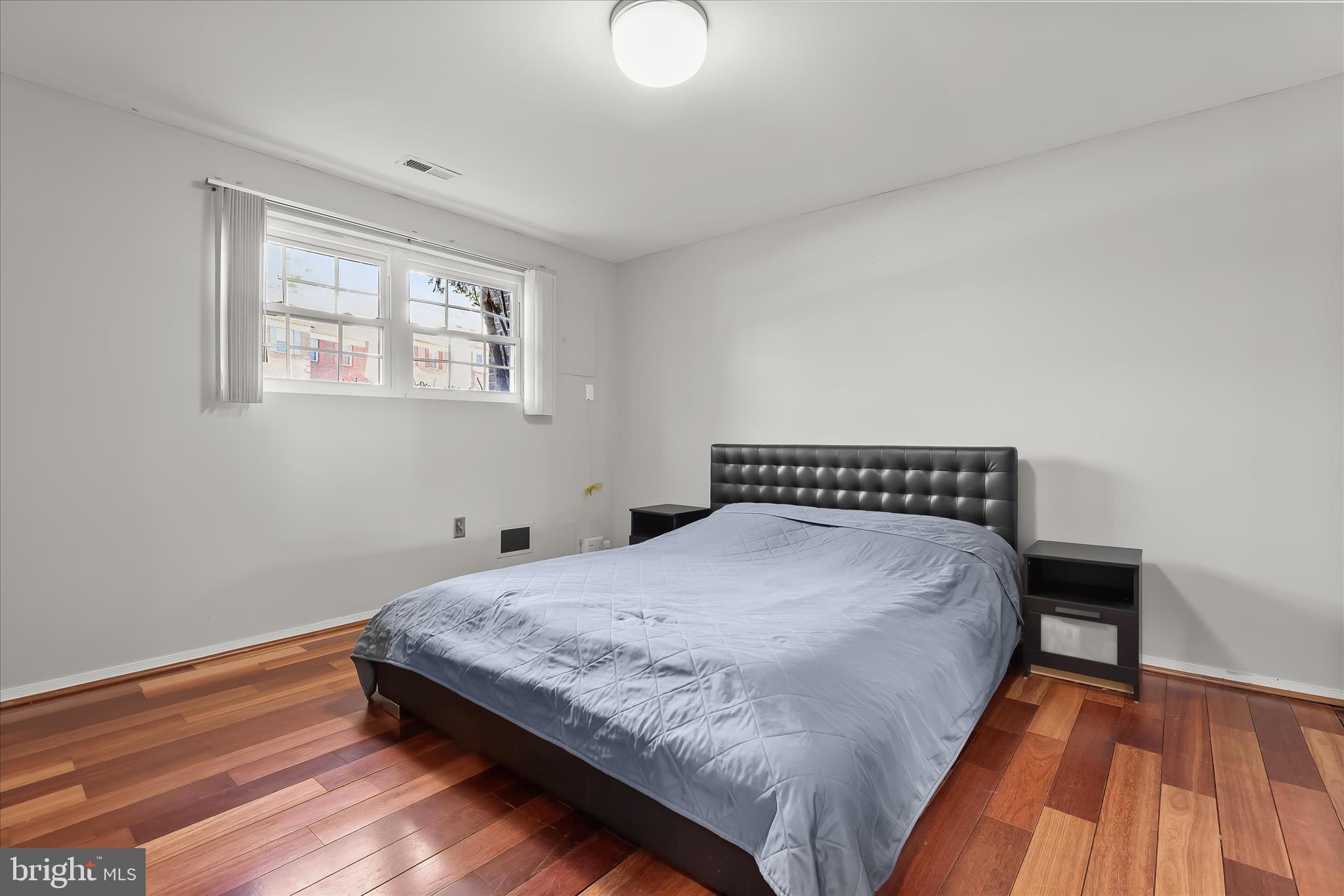 VALLEY CROSSING - Residential