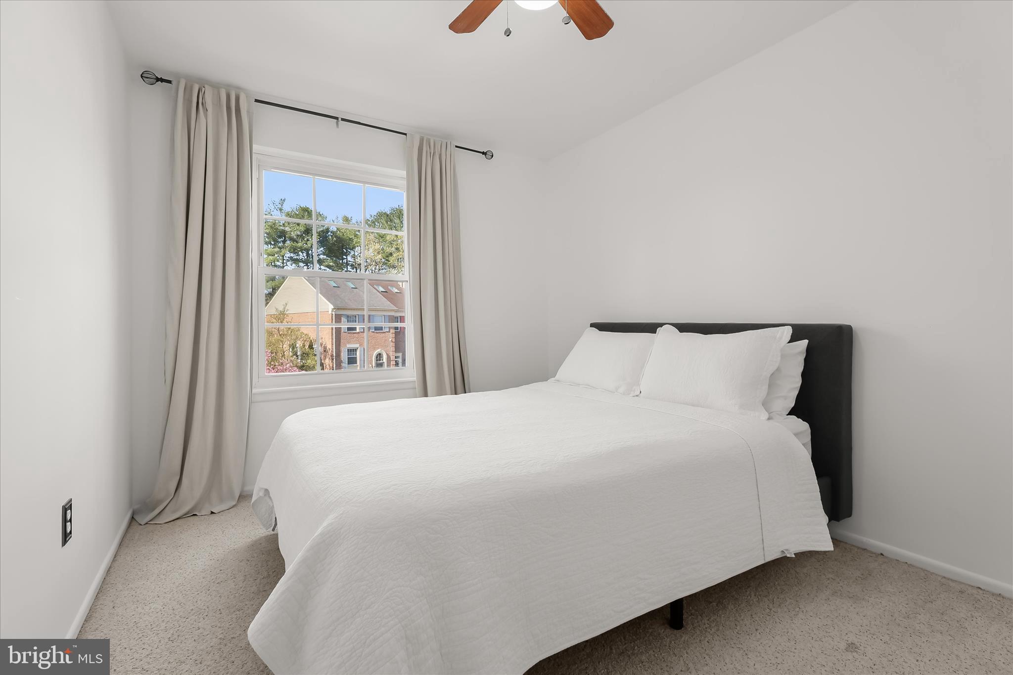 VALLEY CROSSING - Residential