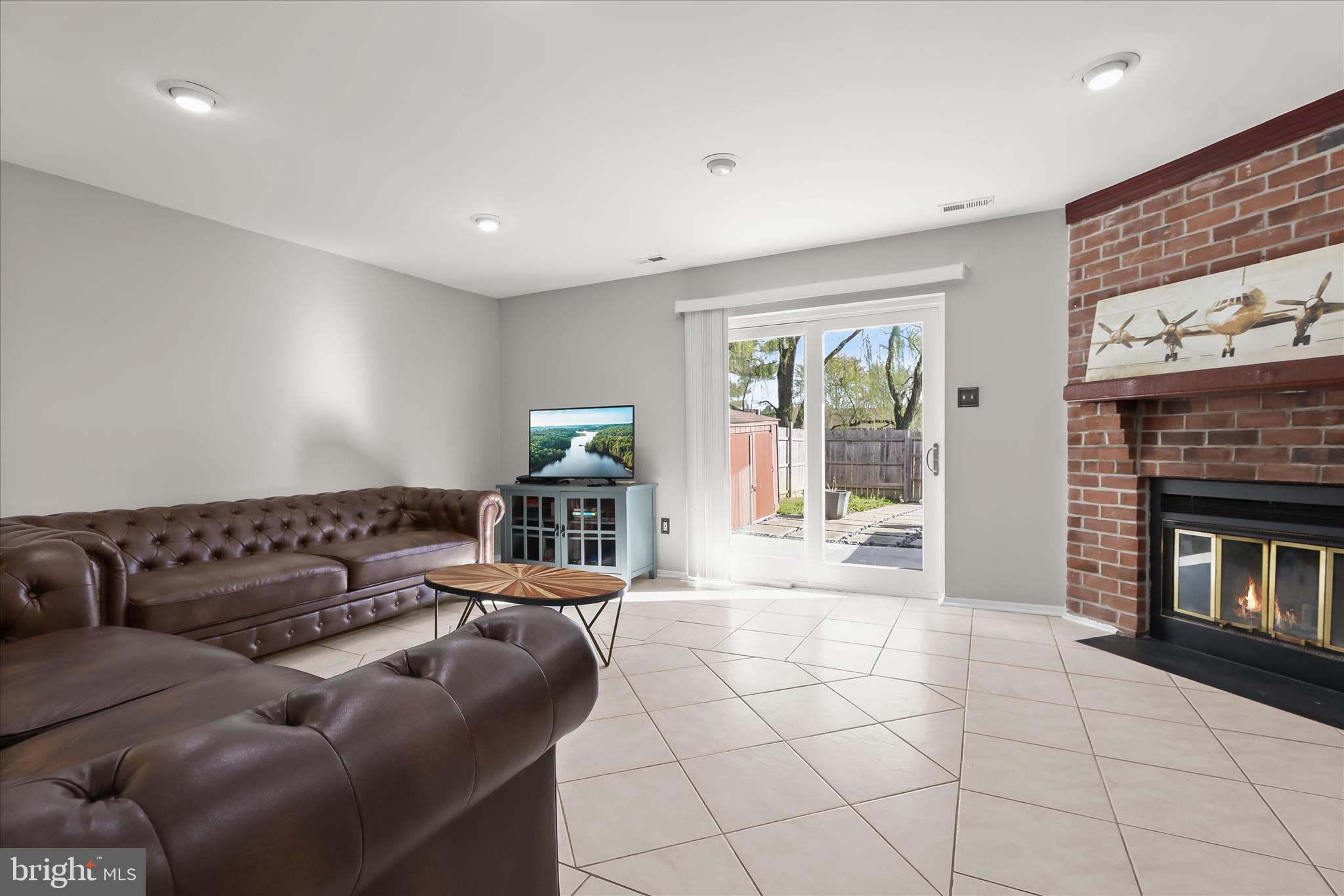 VALLEY CROSSING - Residential