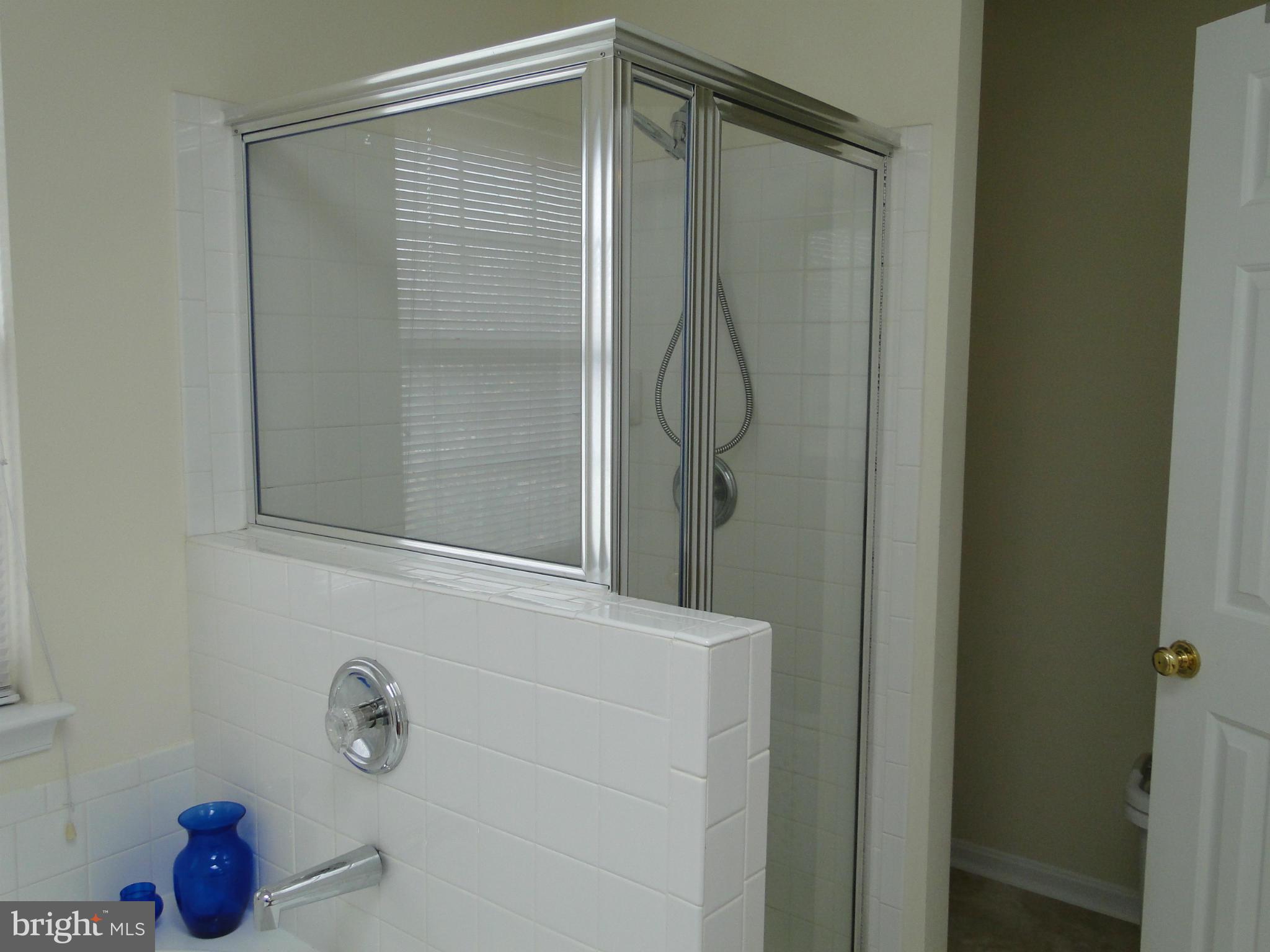 RIVER OAKS - Residential Lease