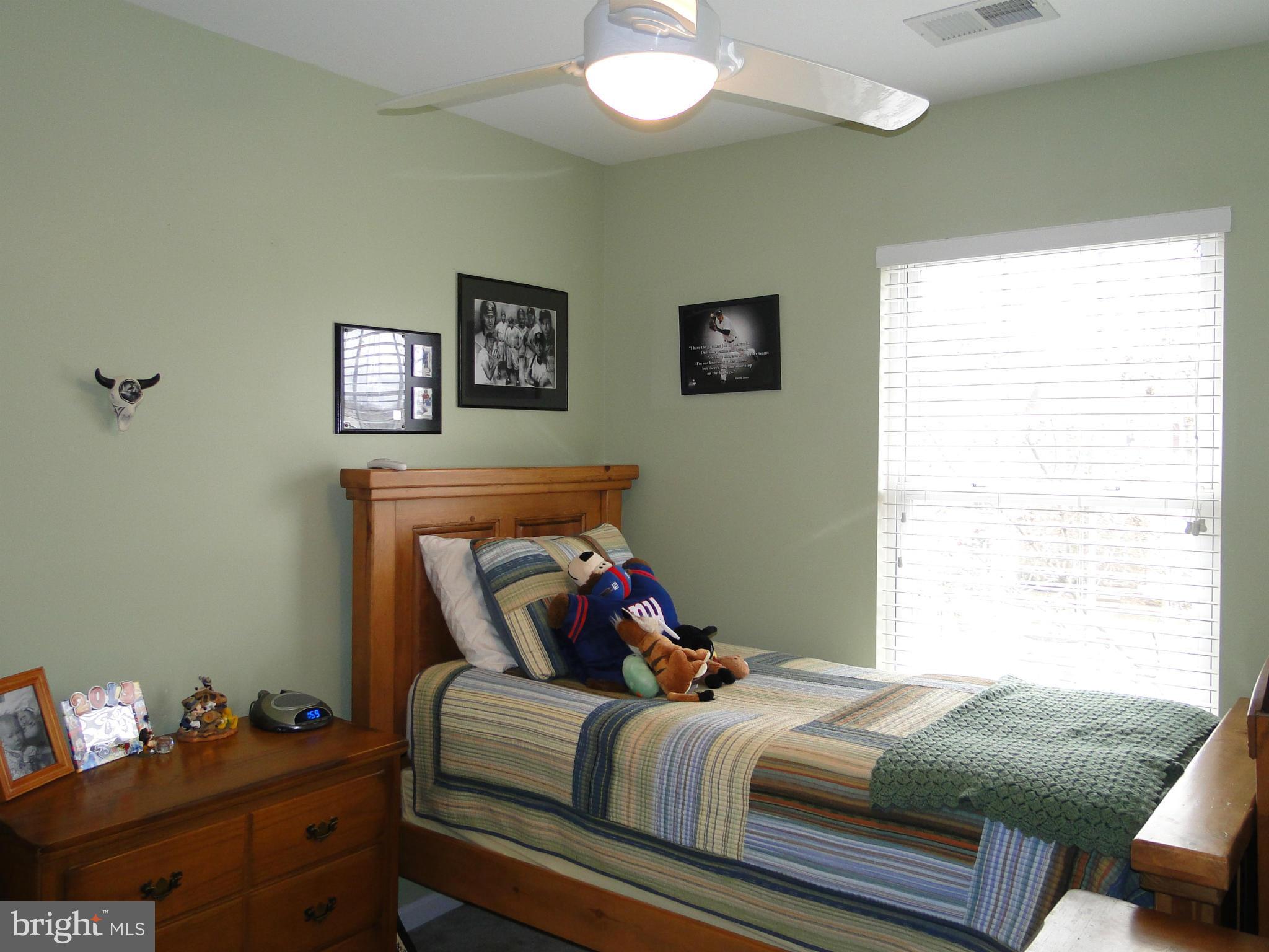 RIVER OAKS - Residential Lease