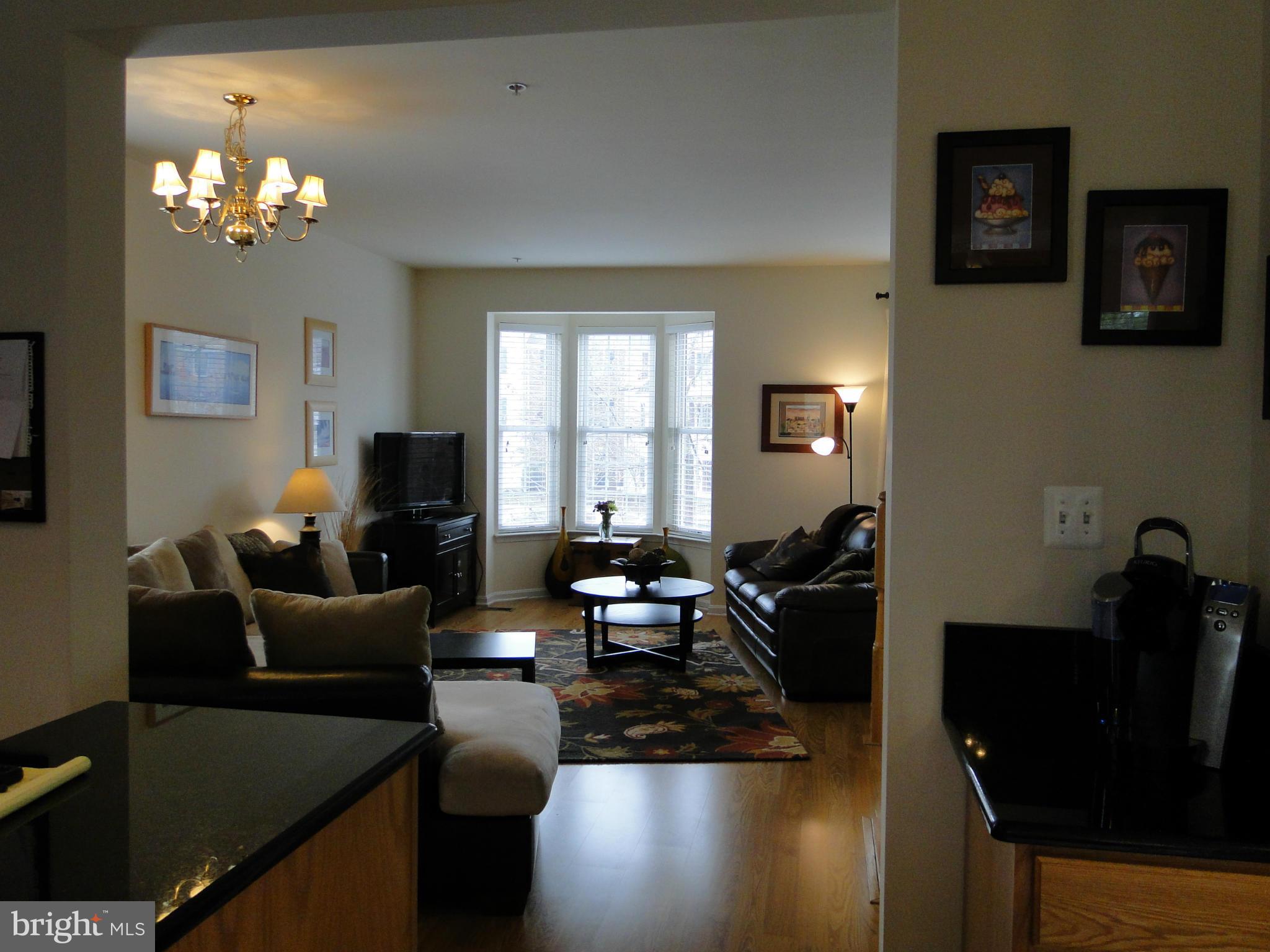 RIVER OAKS - Residential Lease