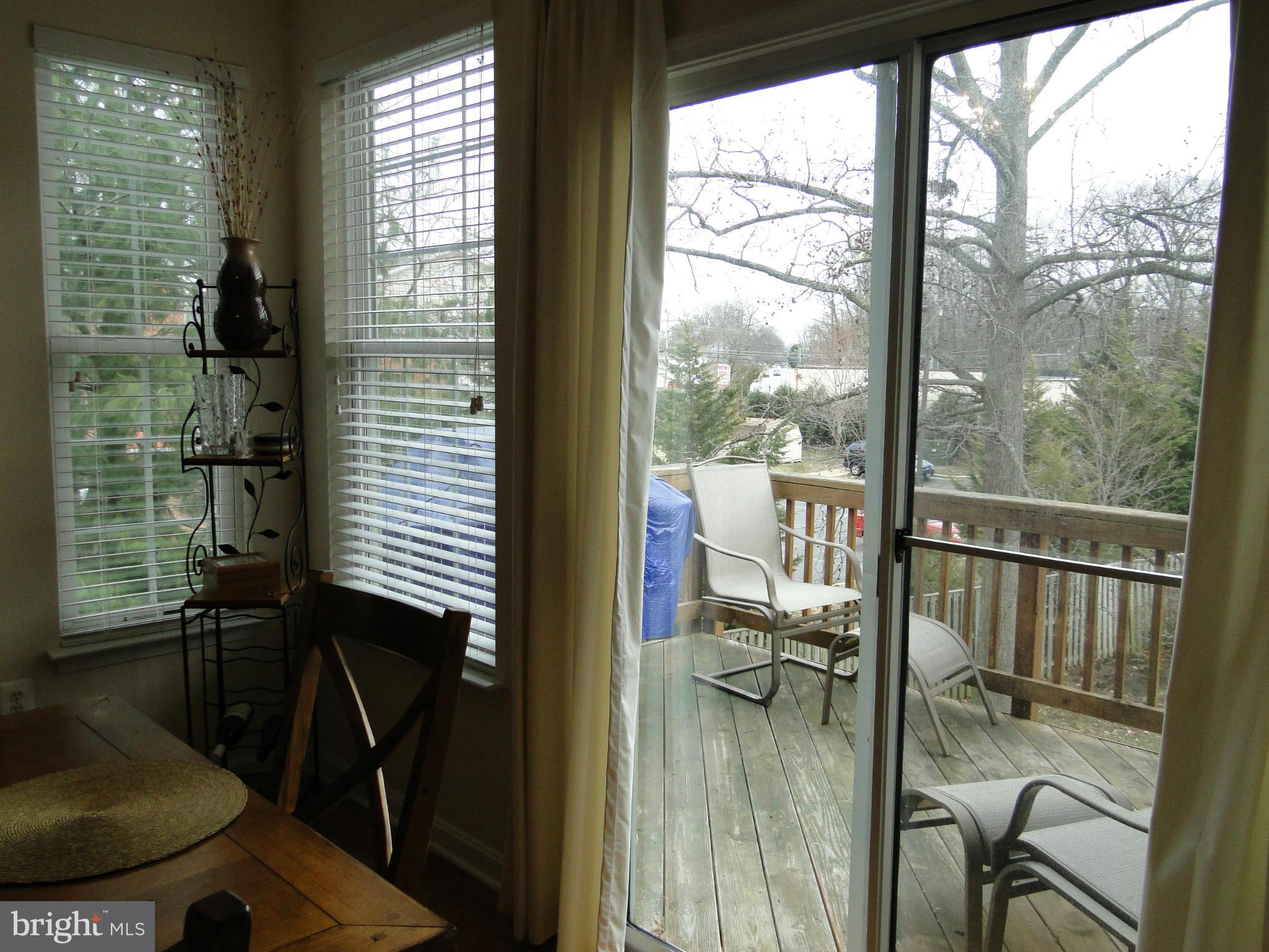 RIVER OAKS - Residential Lease