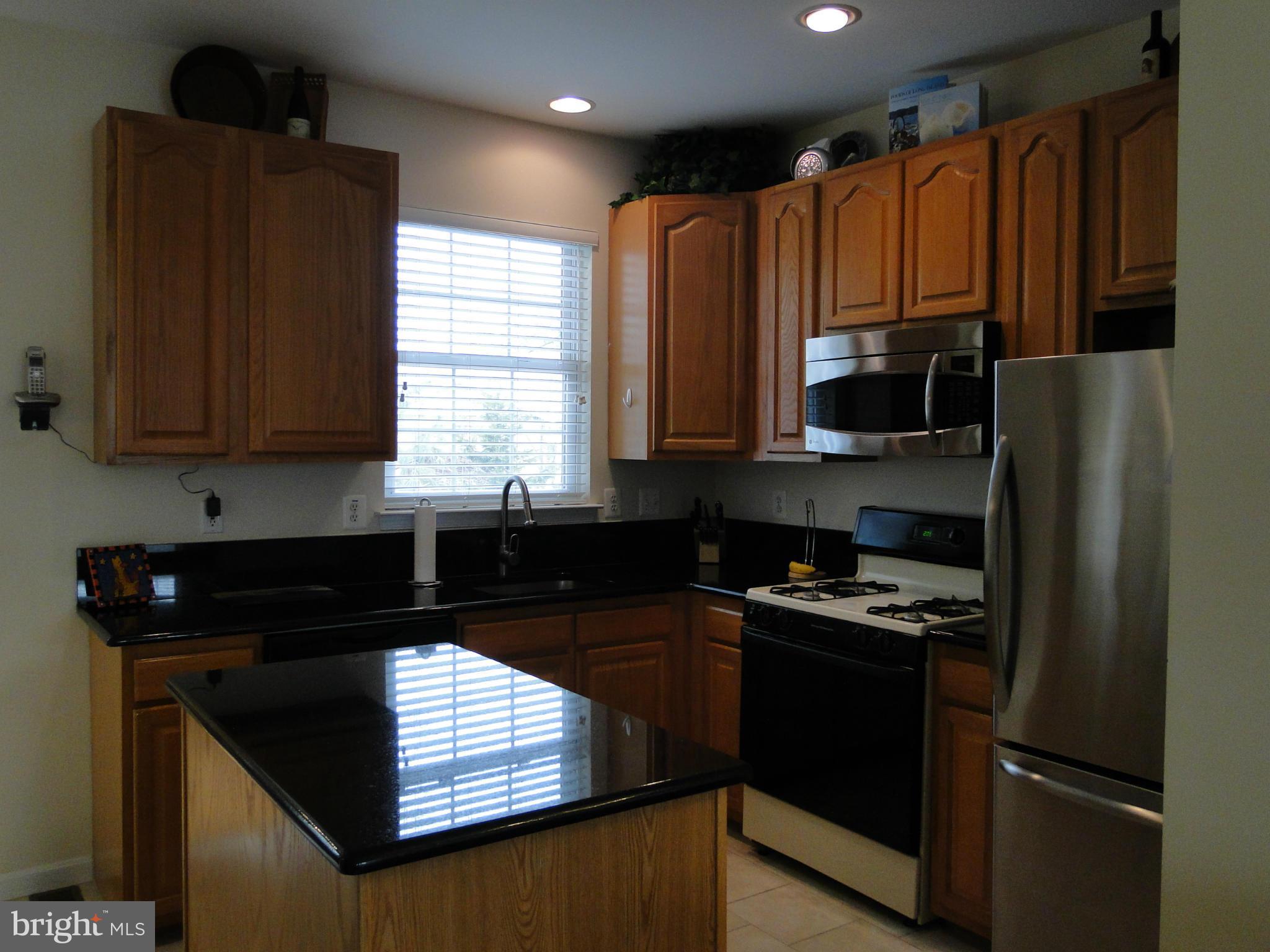 RIVER OAKS - Residential Lease