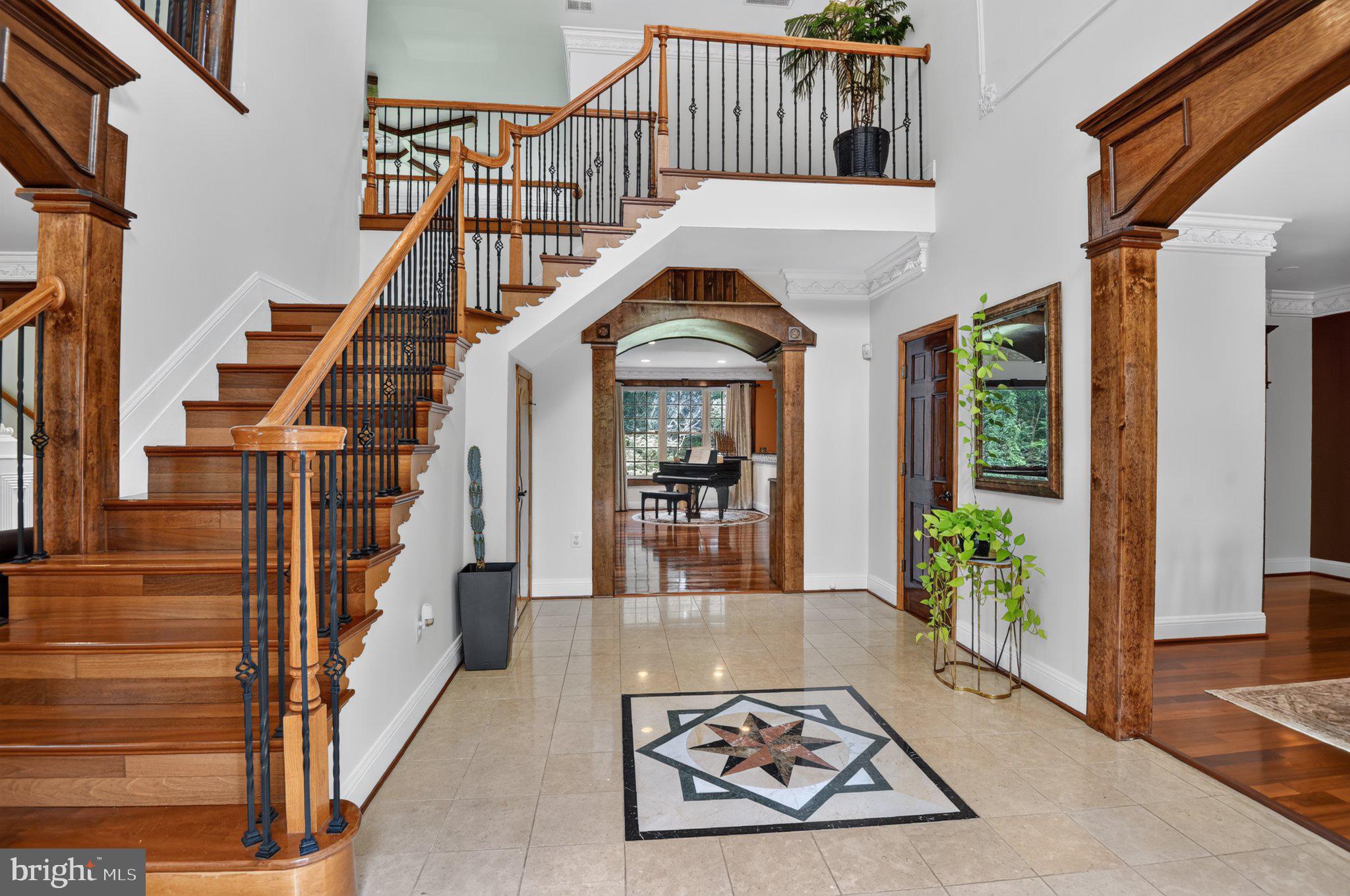 5124 KENWOOD DRIVE