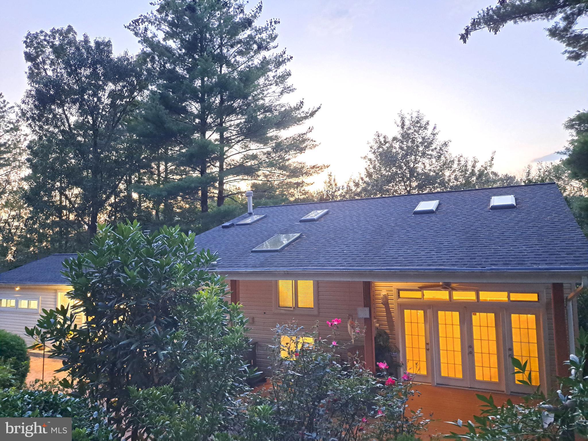 RESTON - Residential