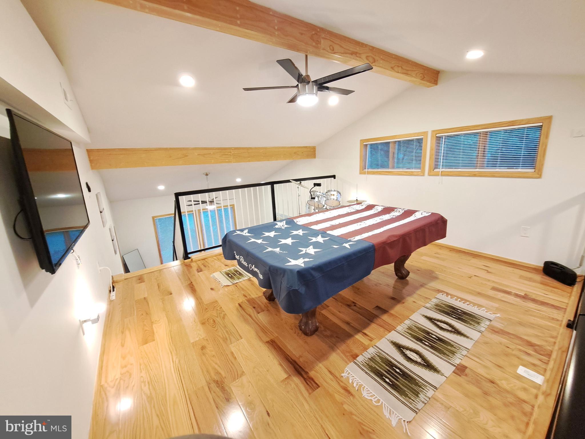 RESTON - Residential