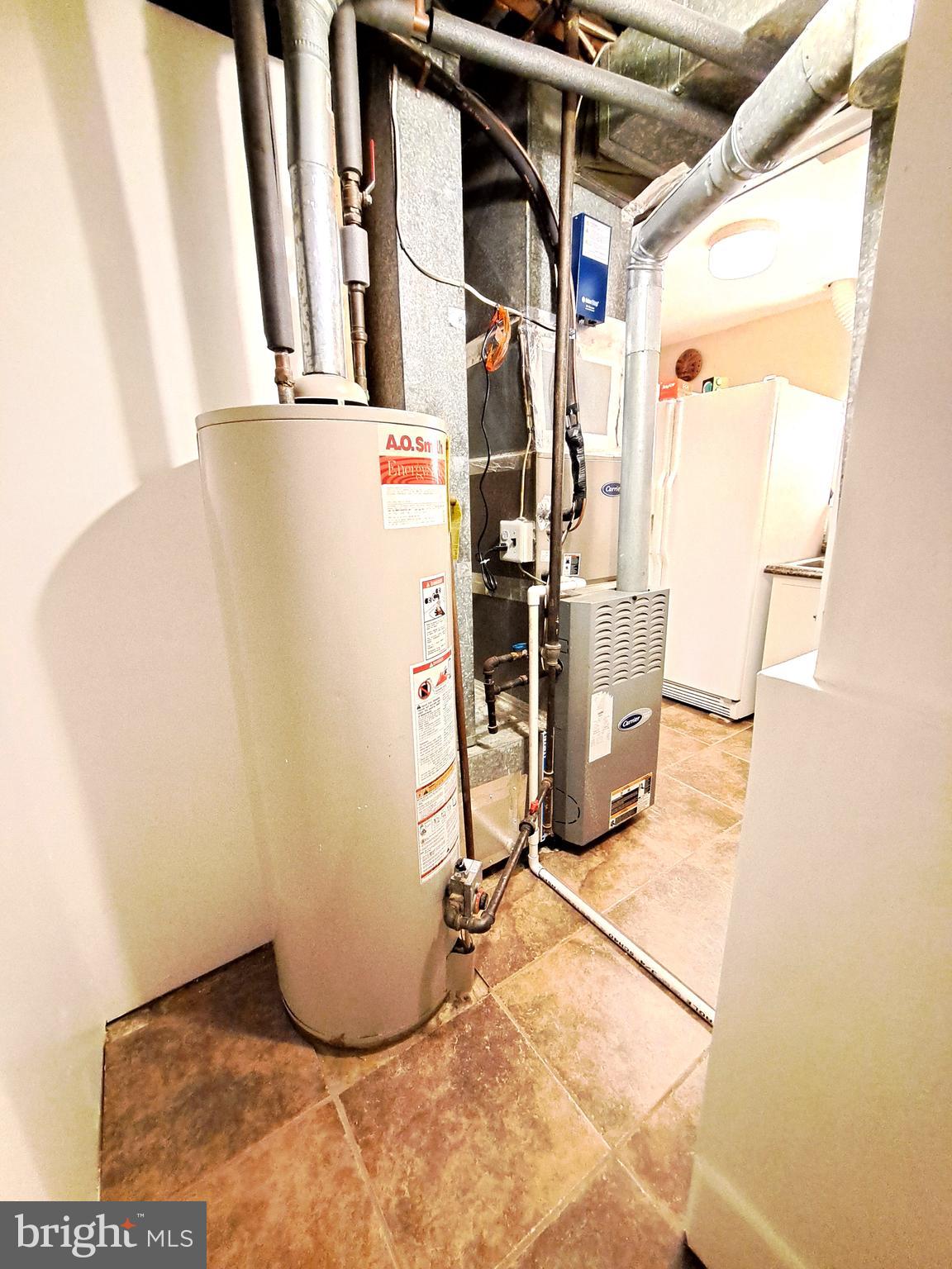 RESTON - Residential