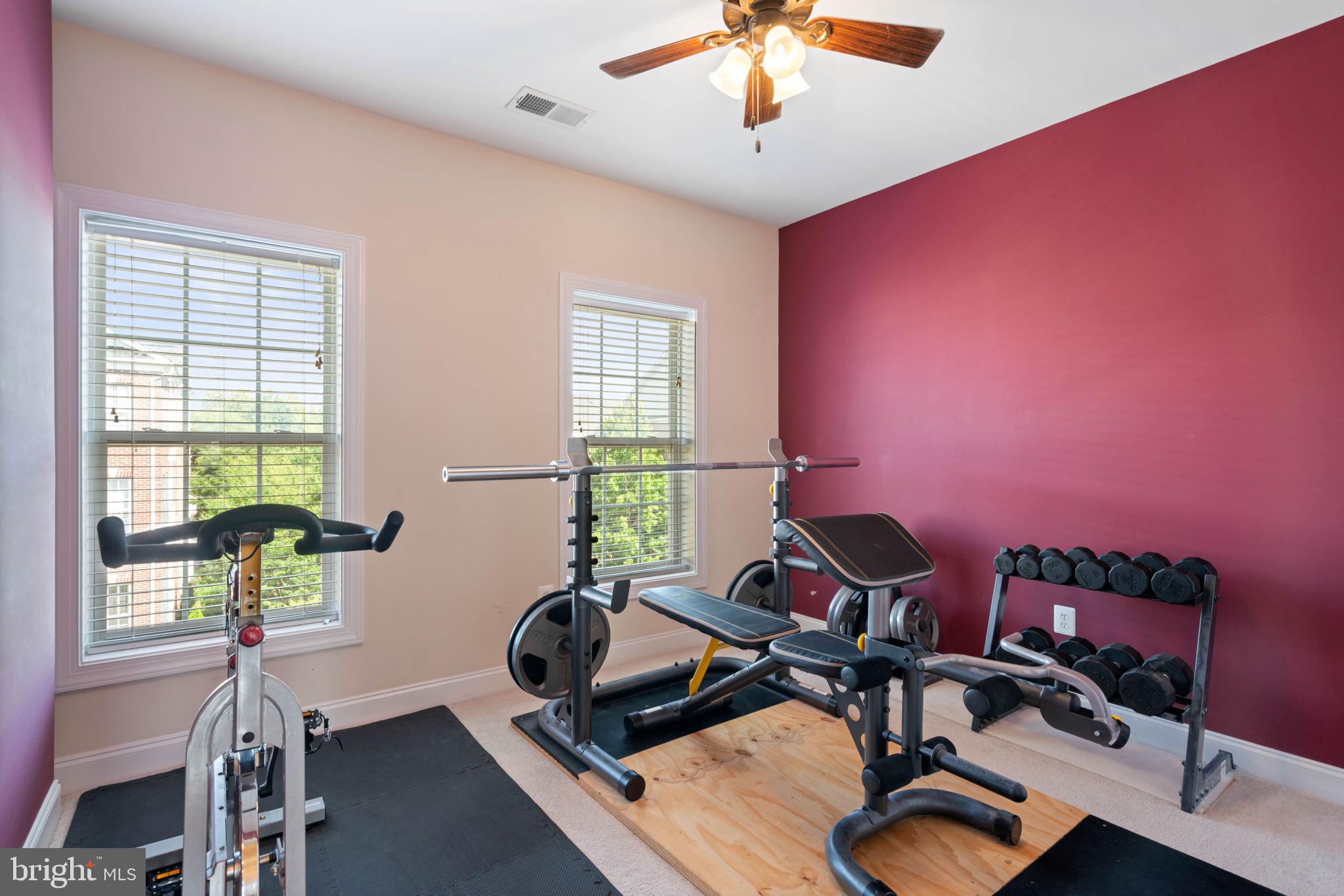 POTOMAC CLUB - Residential