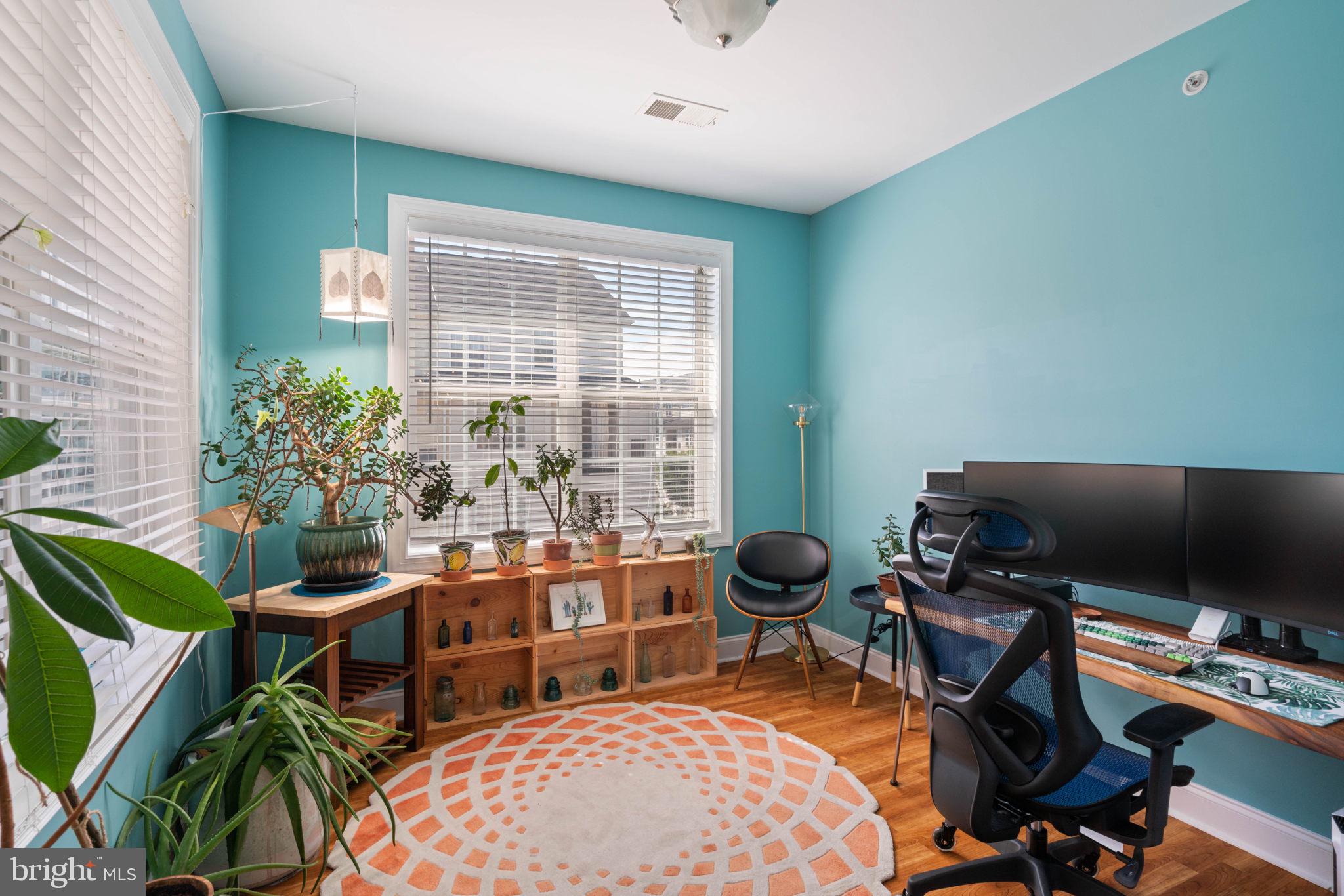 POTOMAC CLUB - Residential