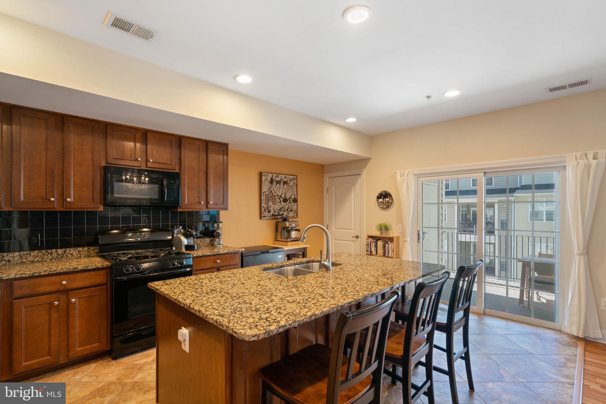 POTOMAC CLUB - Residential