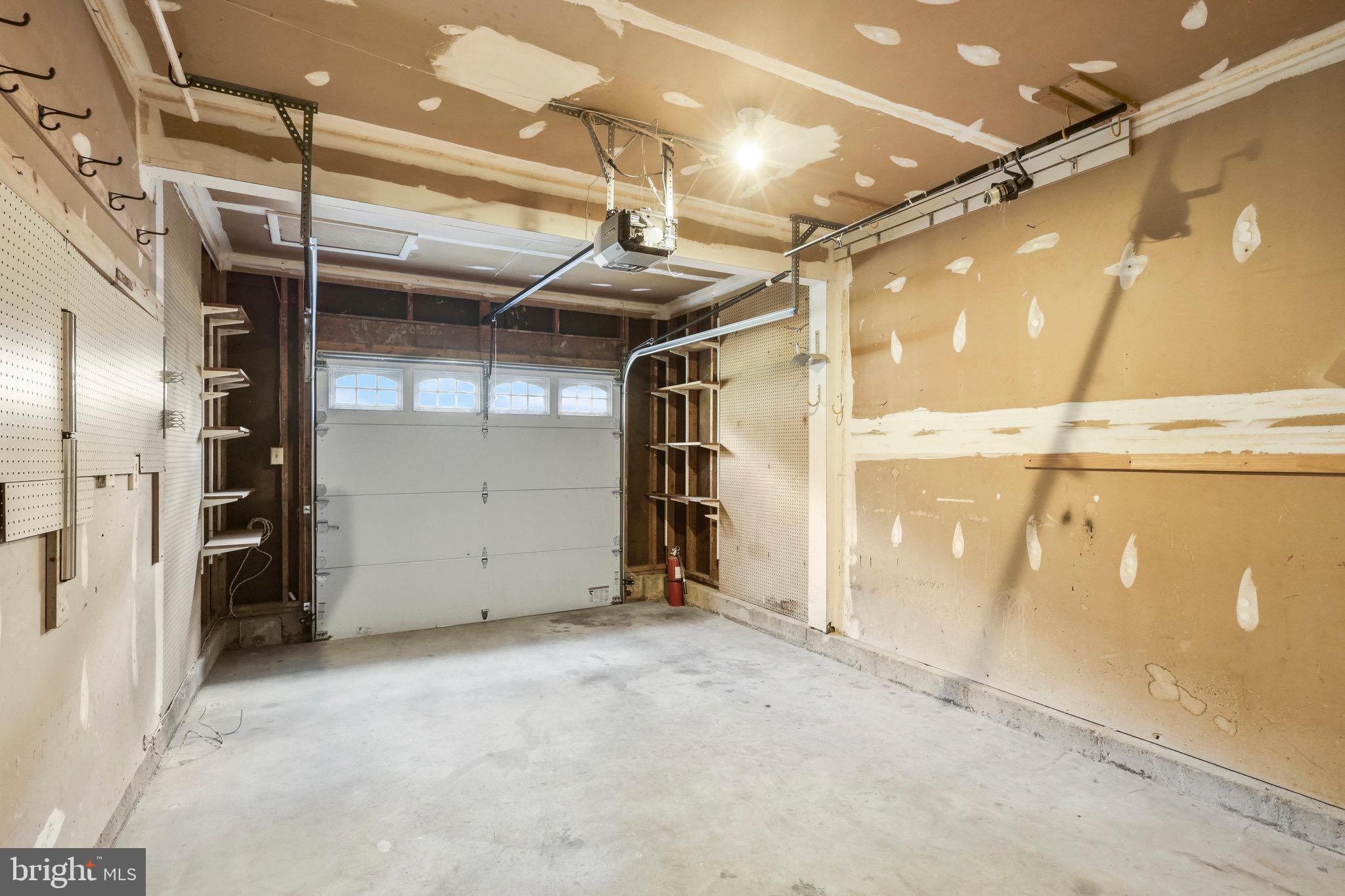 BURKE CENTRE - Residential