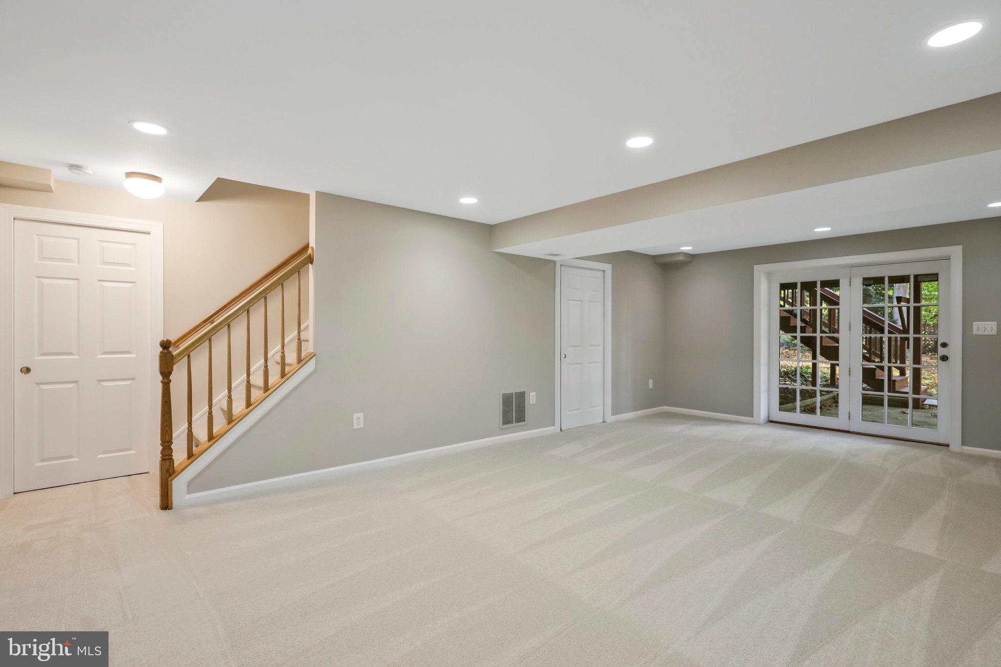 BURKE CENTRE - Residential