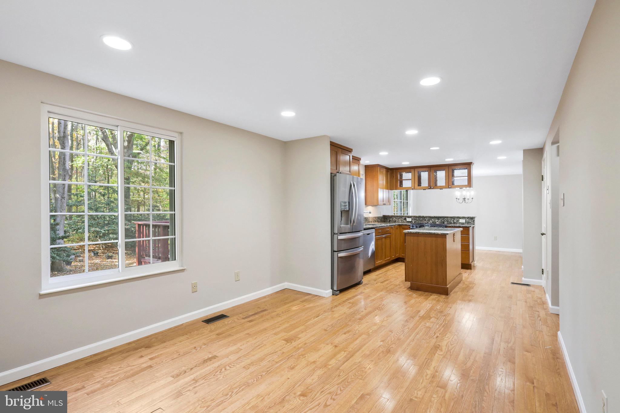 BURKE CENTRE - Residential