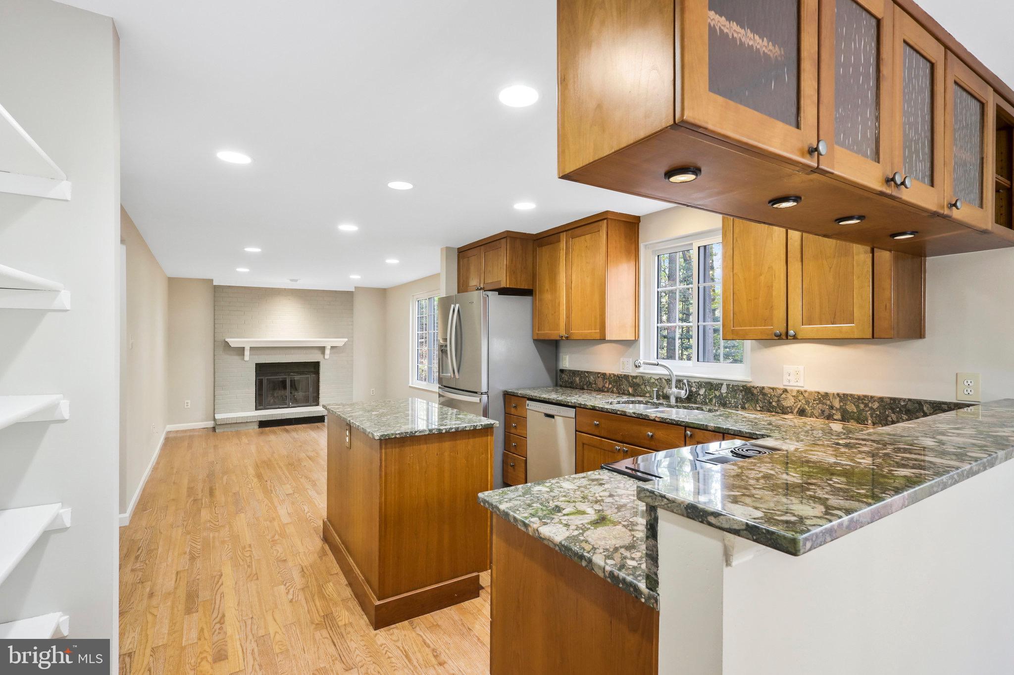 BURKE CENTRE - Residential