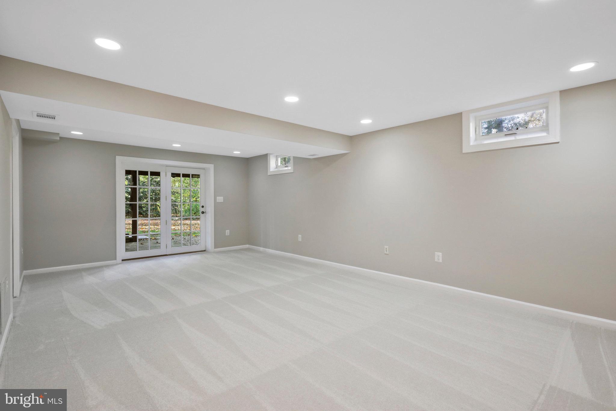 BURKE CENTRE - Residential