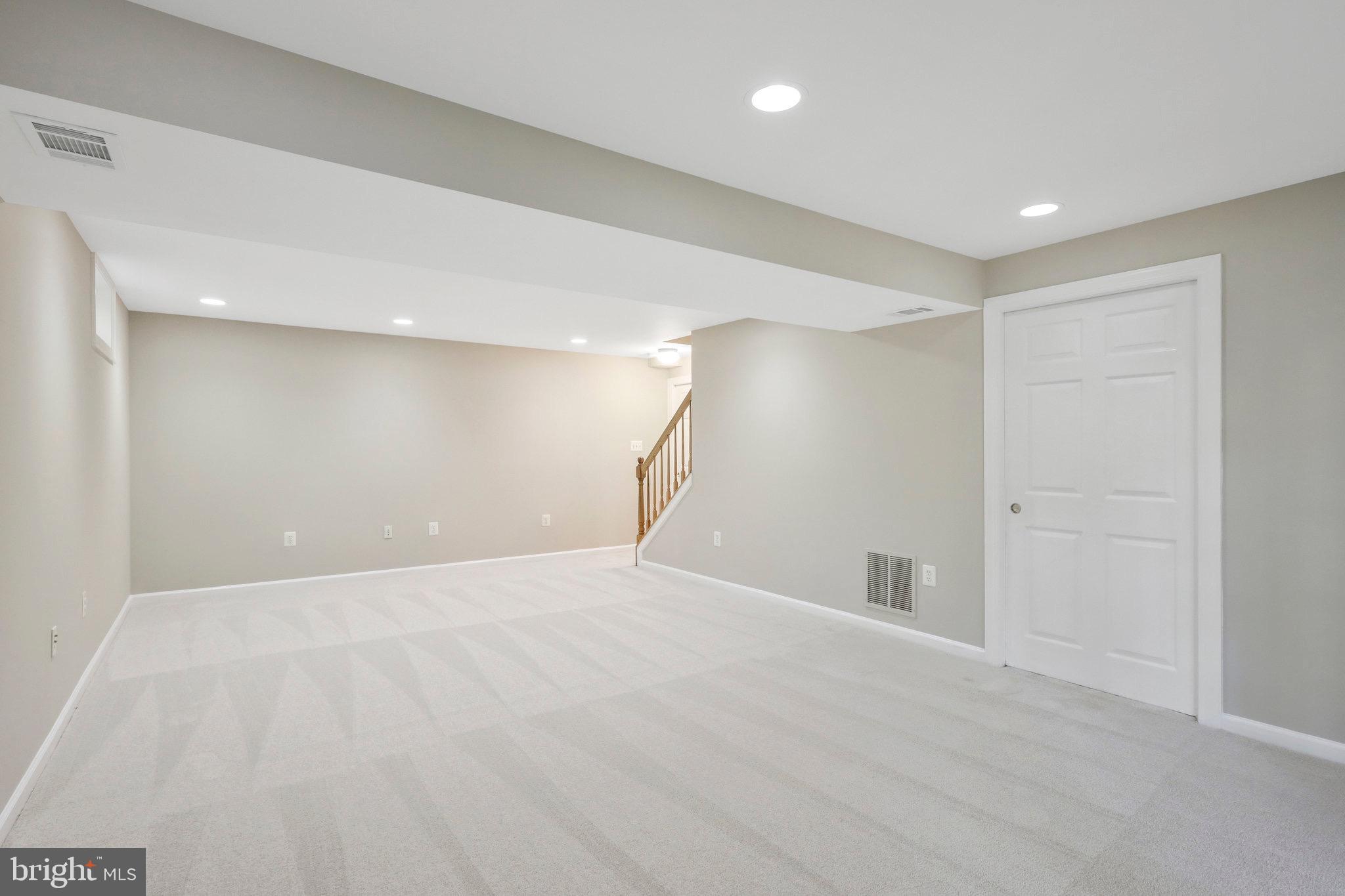 BURKE CENTRE - Residential