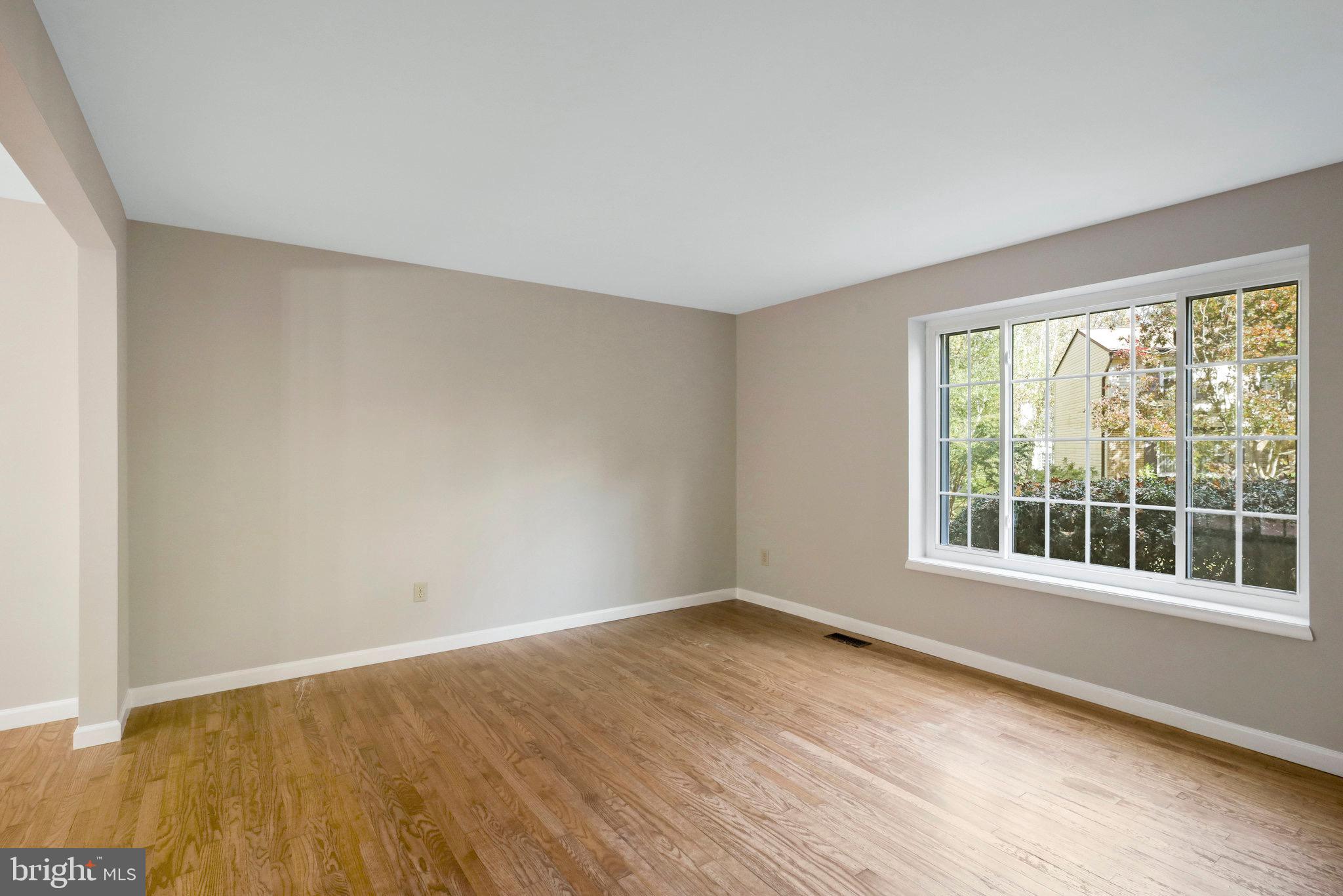 BURKE CENTRE - Residential