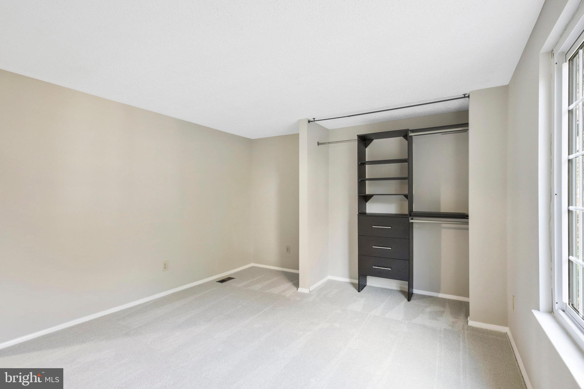 BURKE CENTRE - Residential