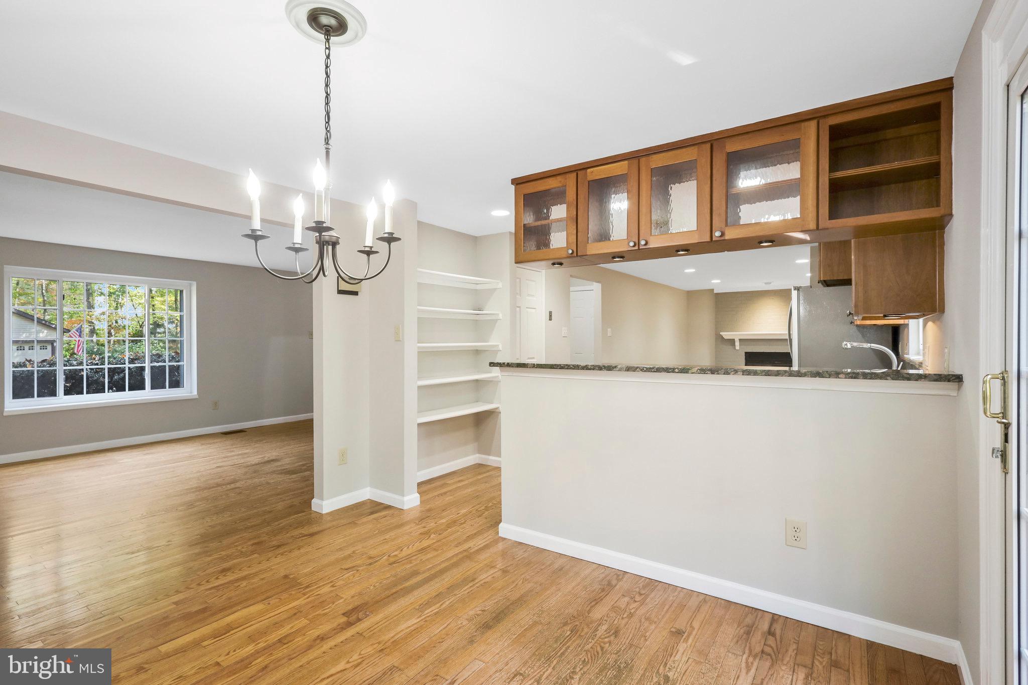 BURKE CENTRE - Residential