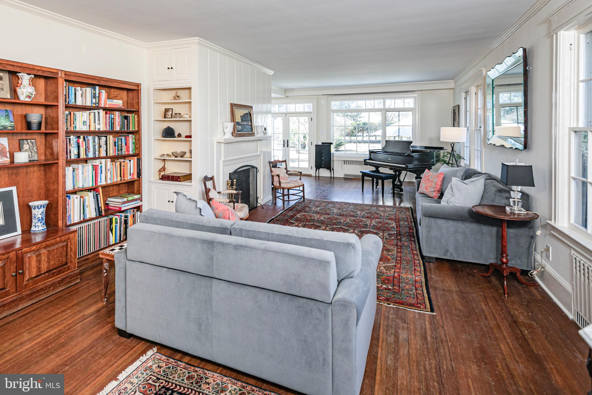 INSTITUTE AREA - Residential