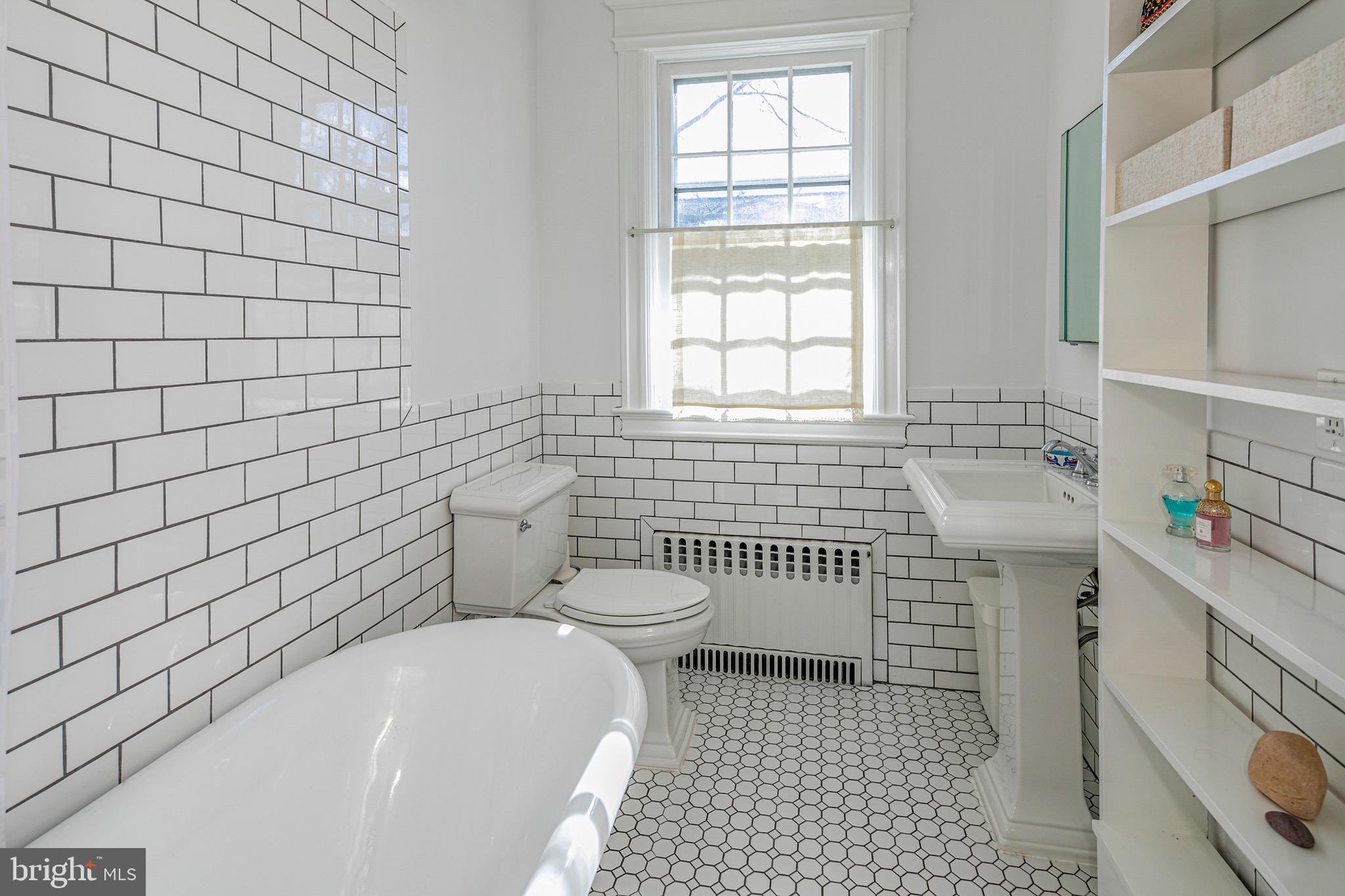 INSTITUTE AREA - Residential