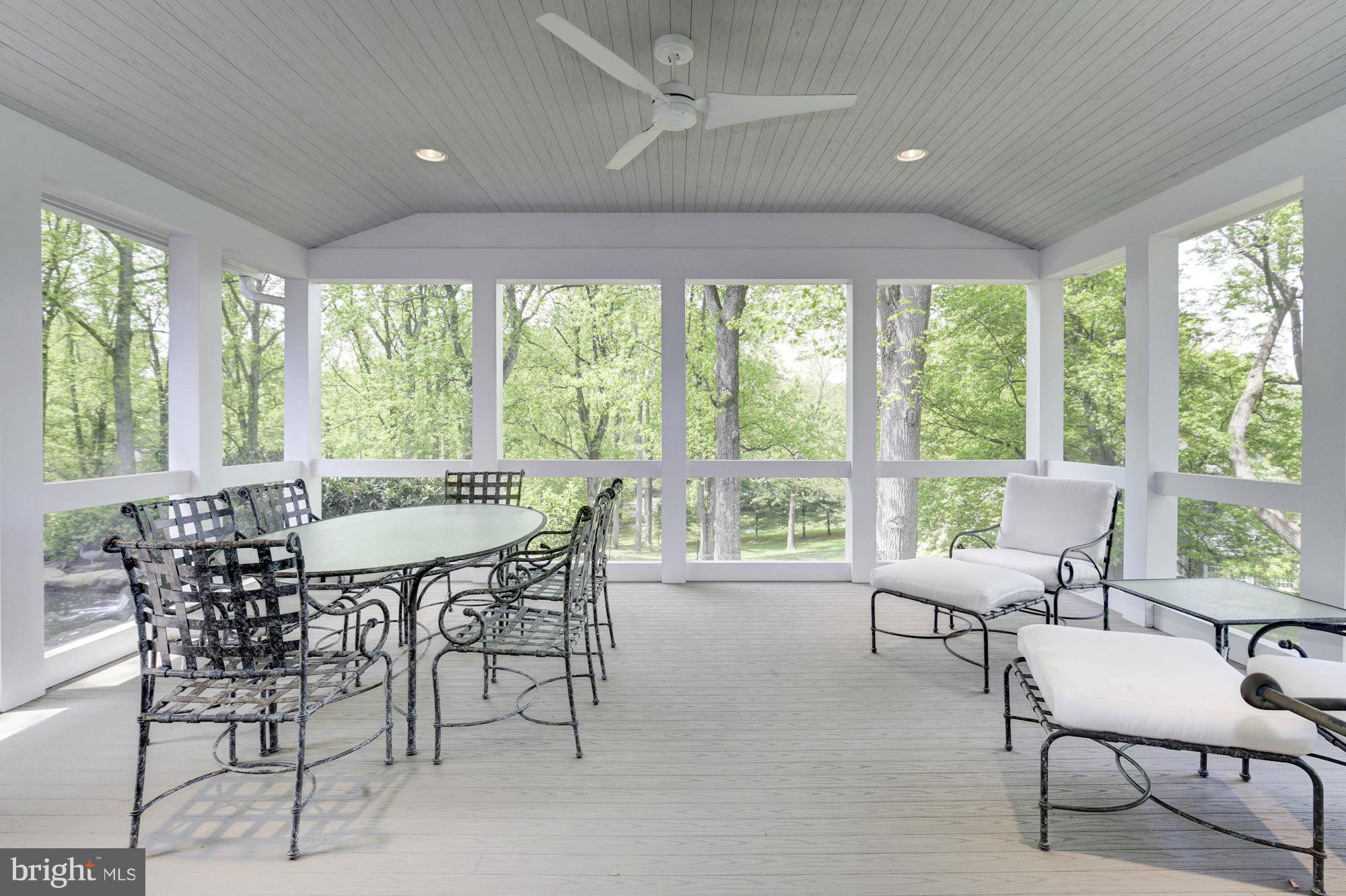 POTOMAC FALLS - Residential