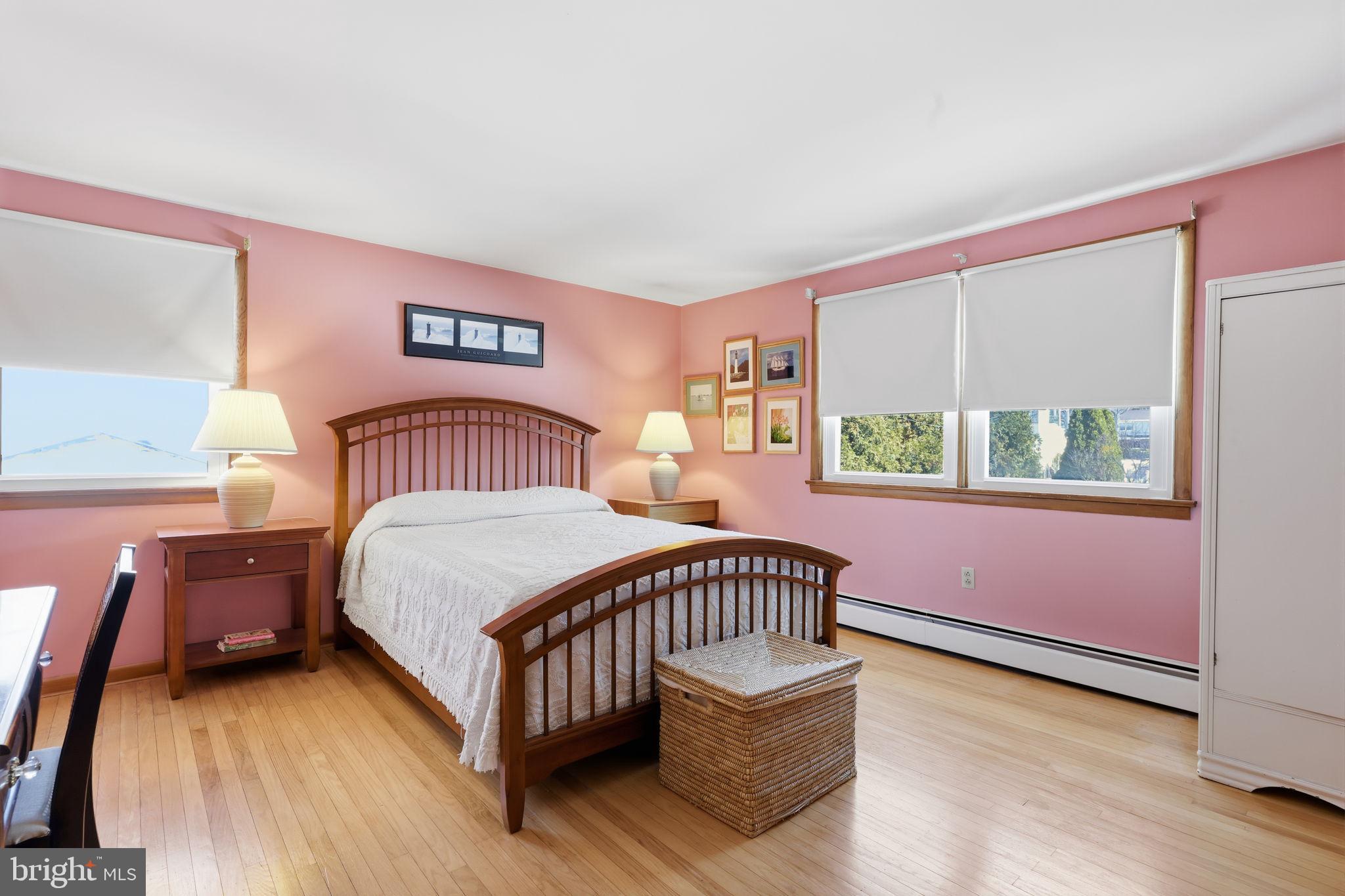 PENN BROOKE - Residential