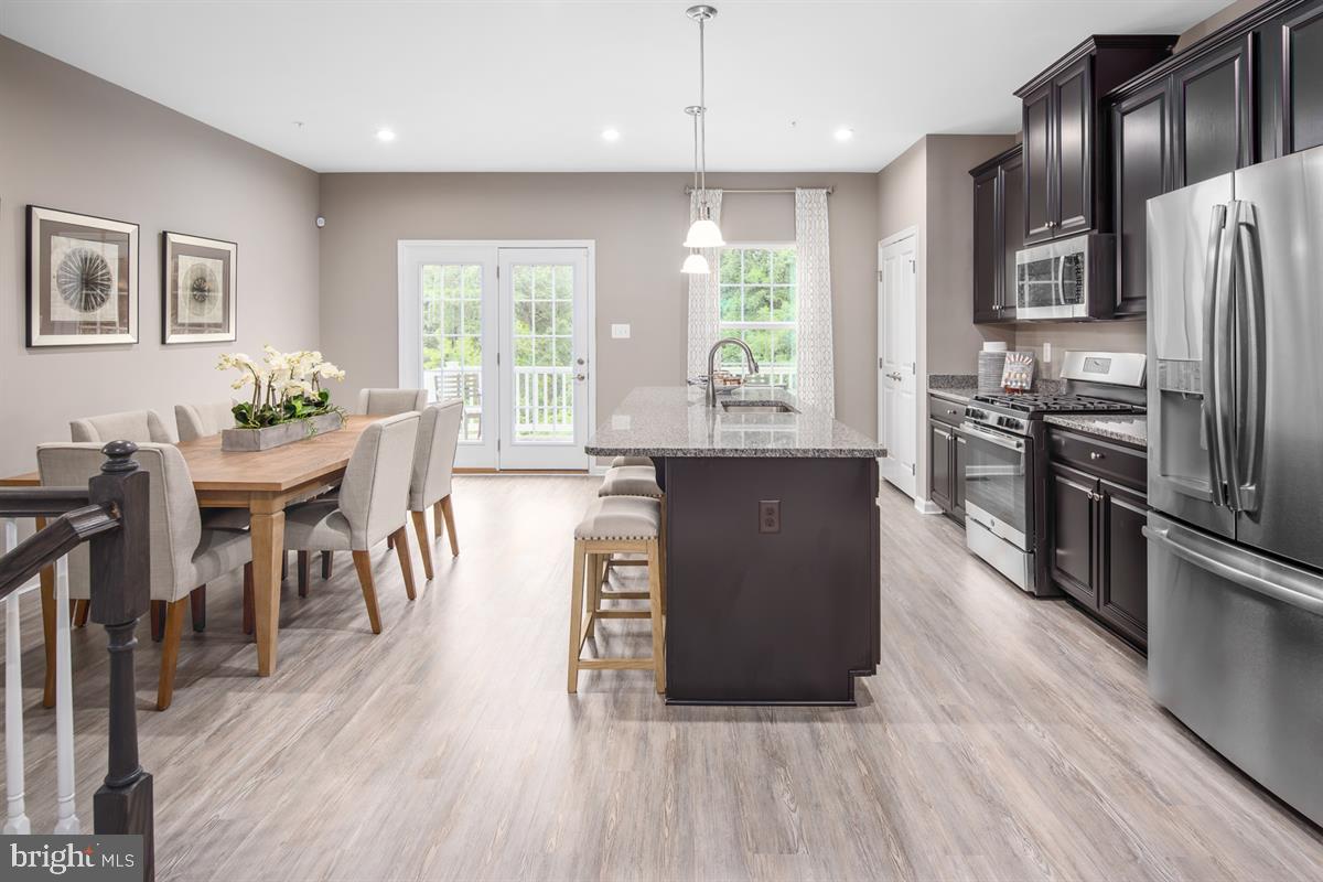 PARKSIDE - Residential