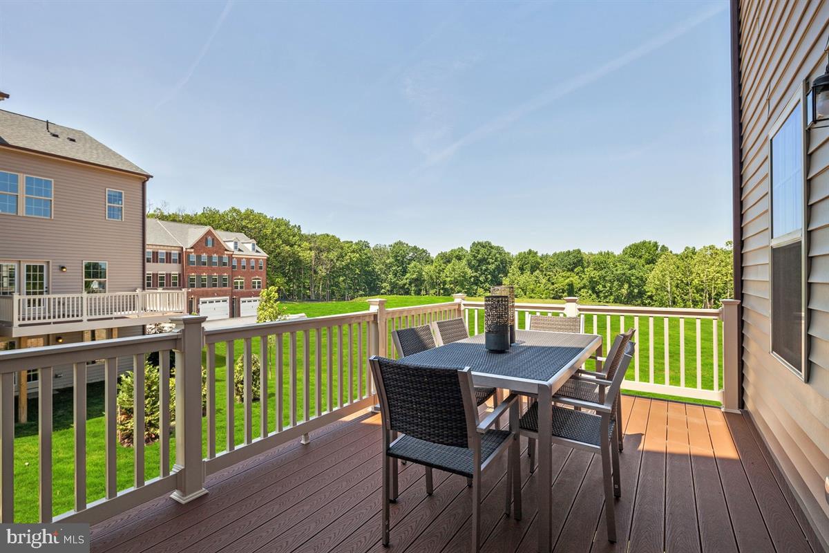 PARKSIDE - Residential