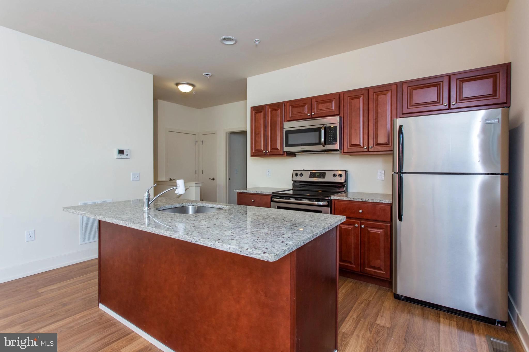 TEMPLE UNIVERSITY - Residential Lease