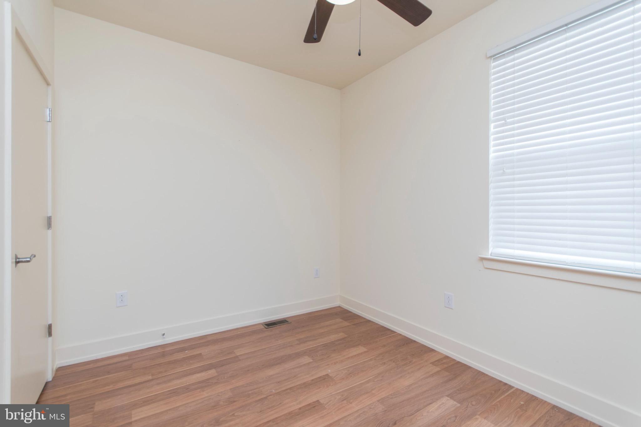 TEMPLE UNIVERSITY - Residential Lease