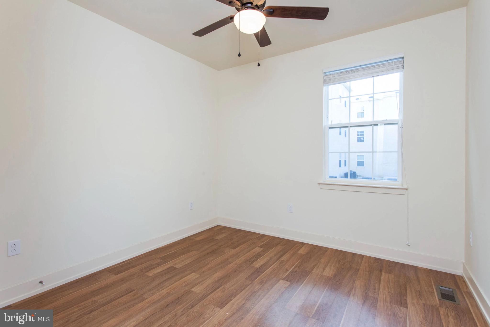 TEMPLE UNIVERSITY - Residential Lease