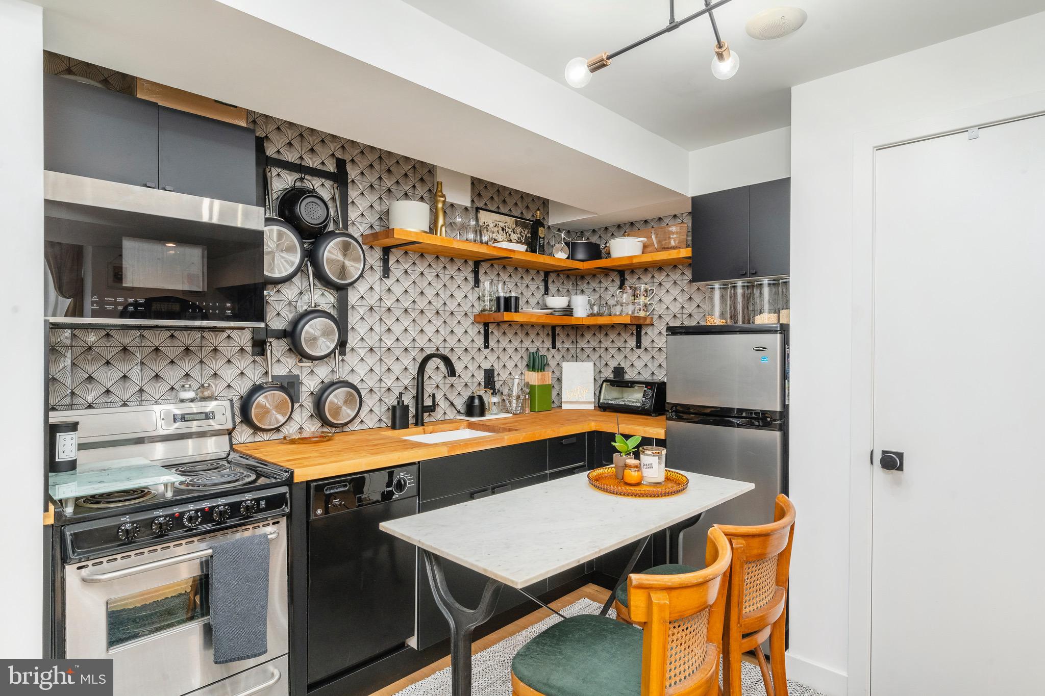RITTENHOUSE SQUARE - Residential