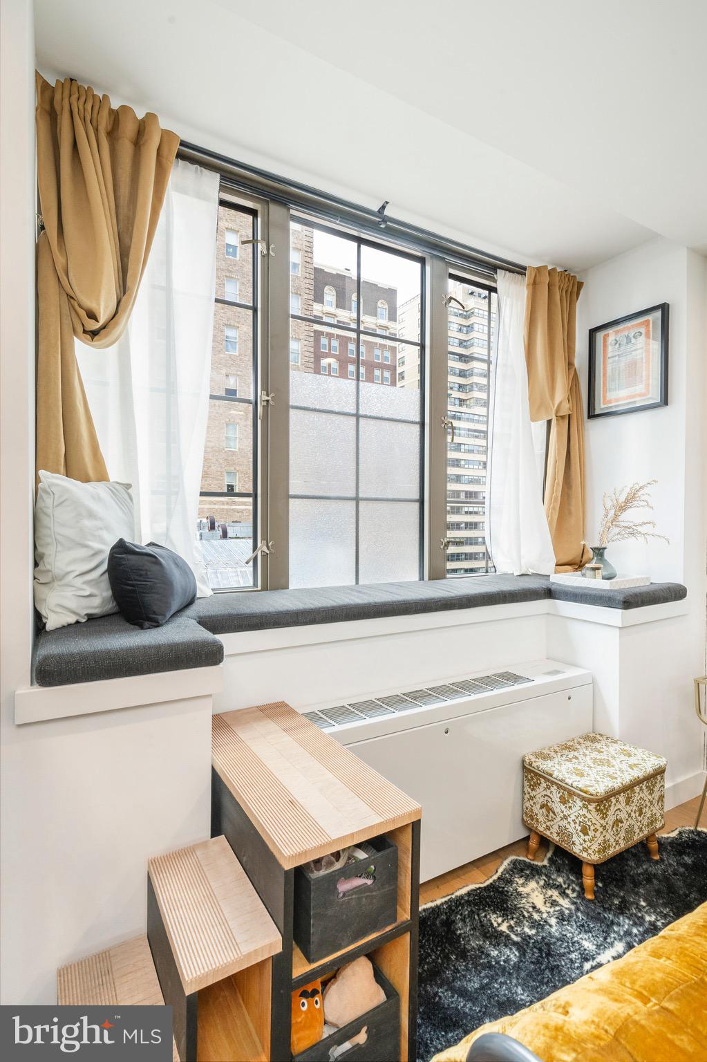 RITTENHOUSE SQUARE - Residential