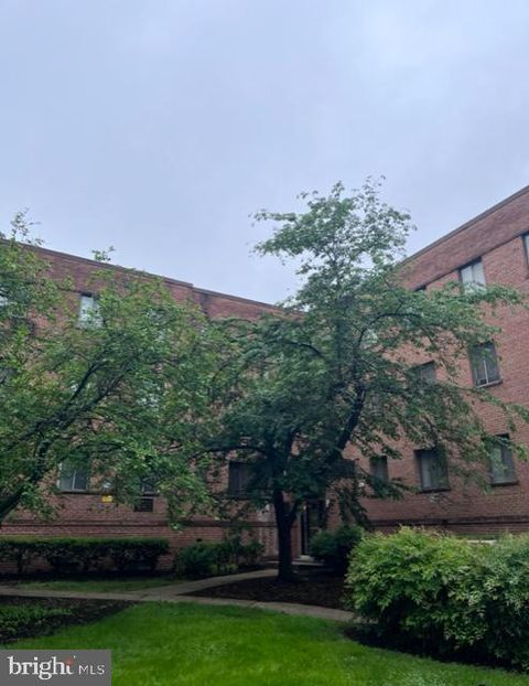 4721 1ST STREET SW 101 WASHINGTON DC 20032