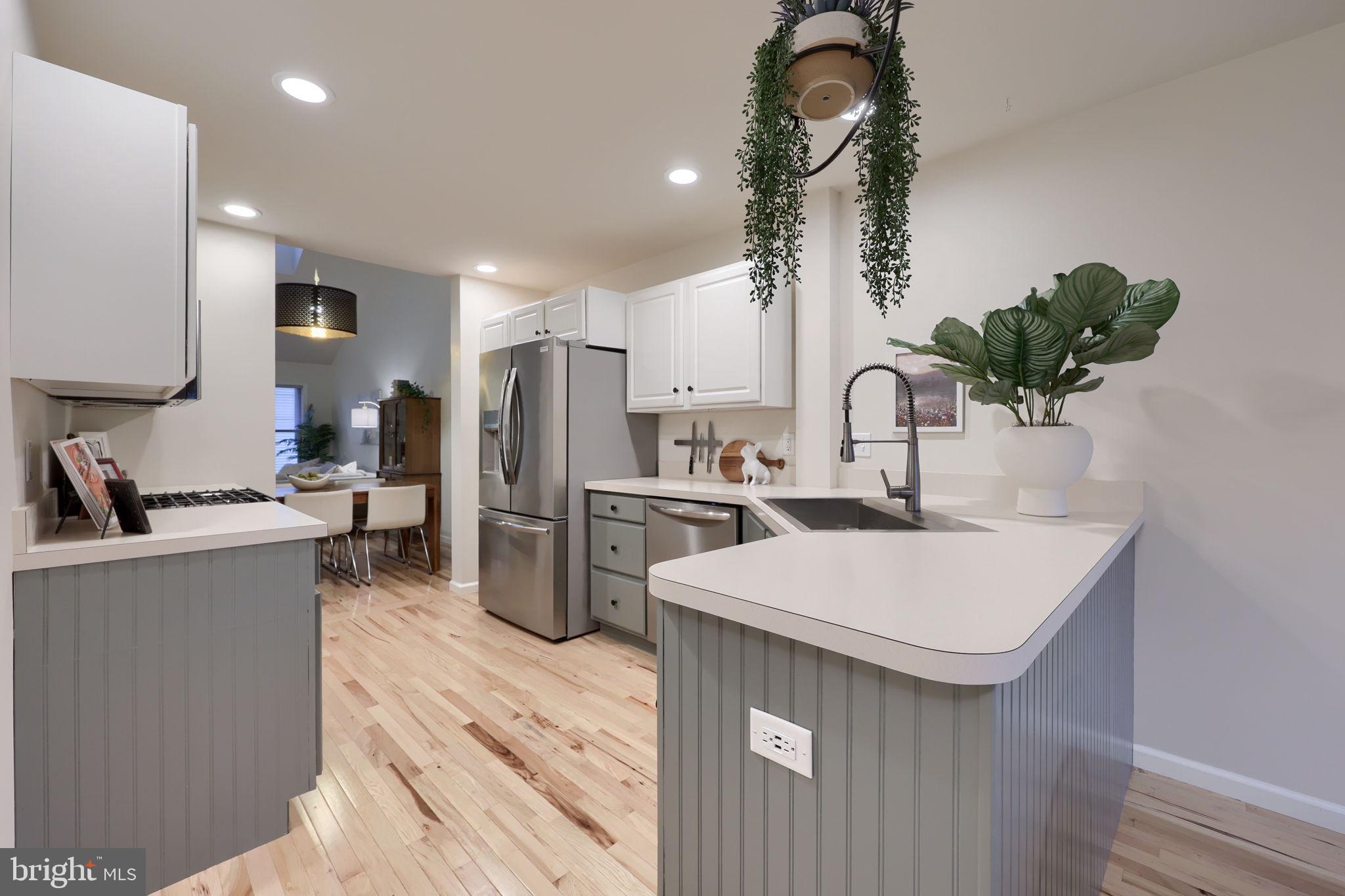 4 WEAVER AVENUE