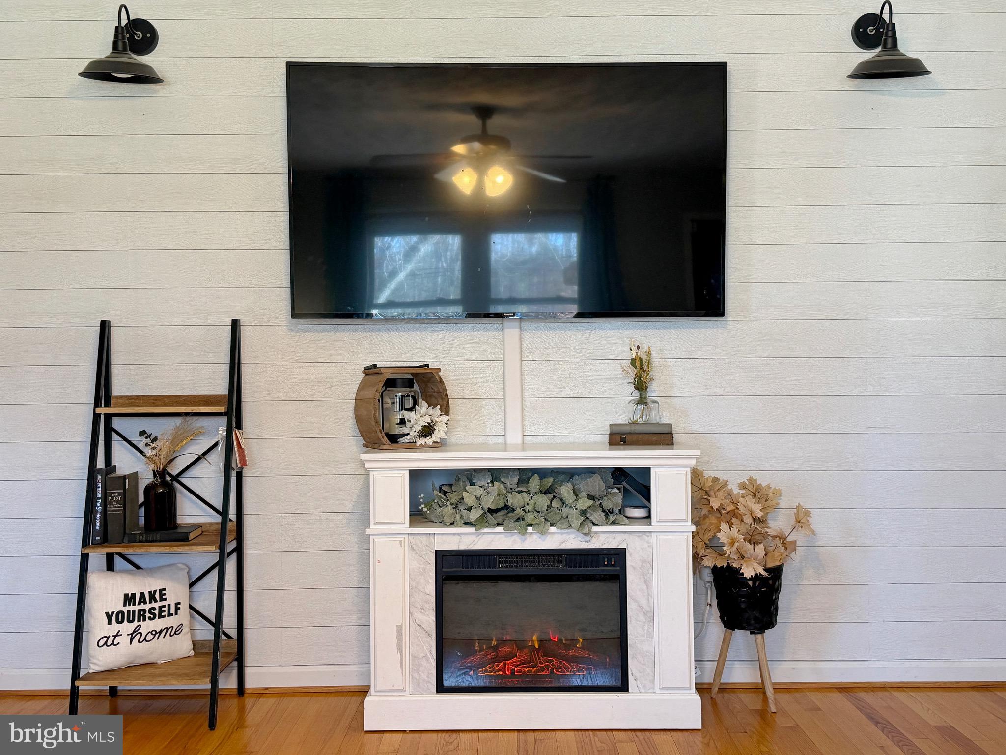 PLEASANT ACRES - Residential