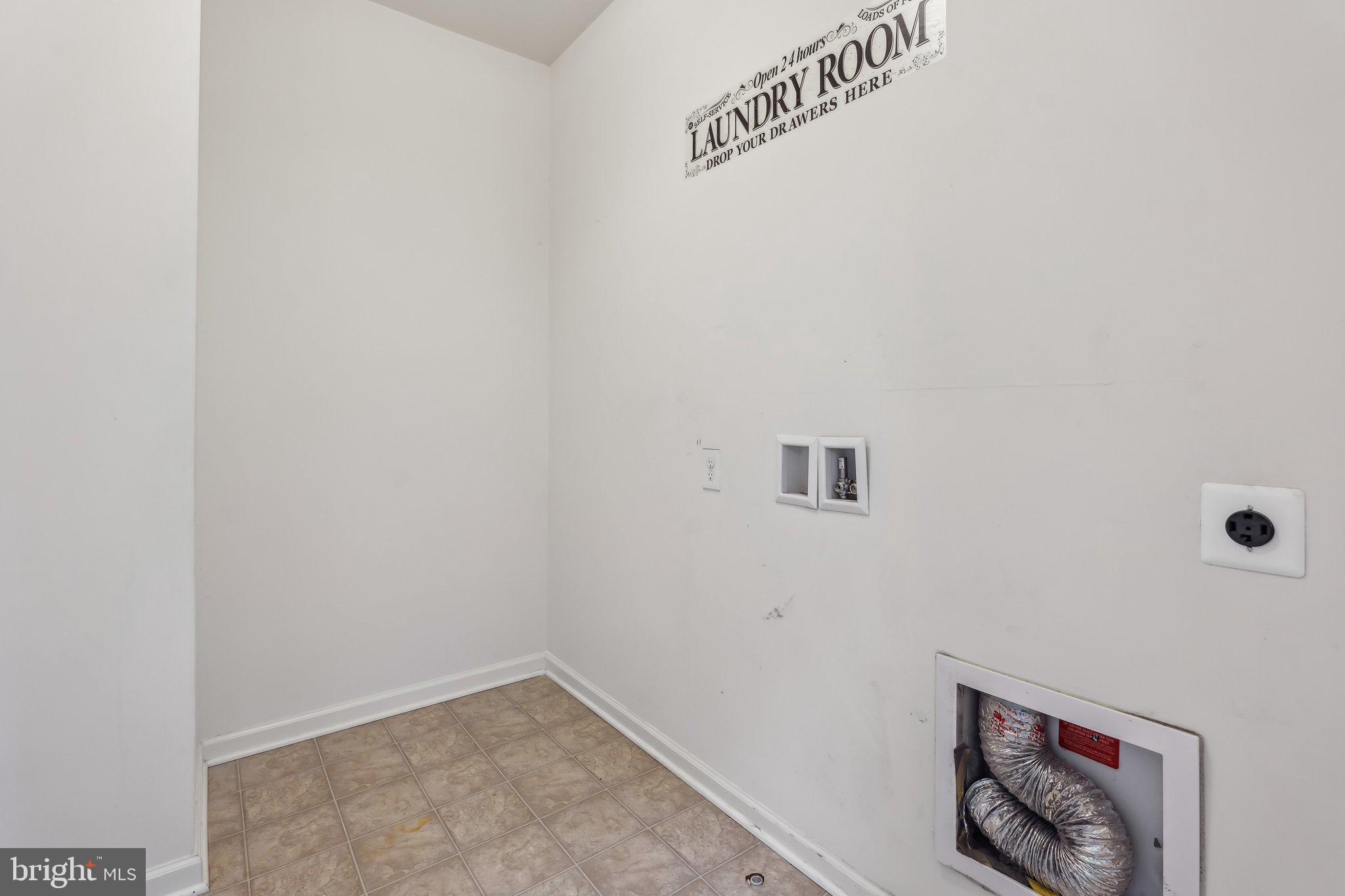 COLONIAL FORGE - Residential