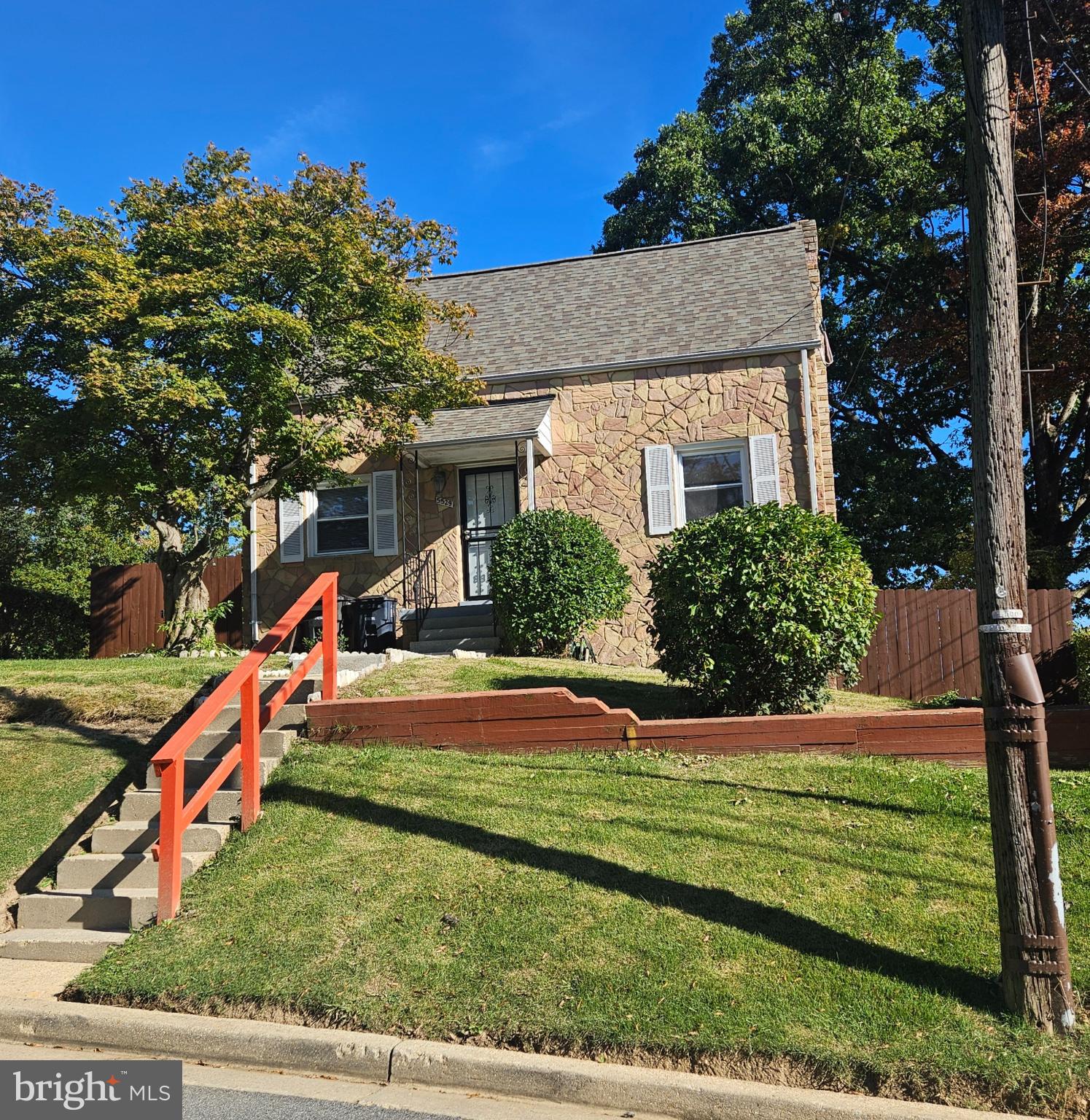 WASHINGTON SUBURBAN HOME - Residential