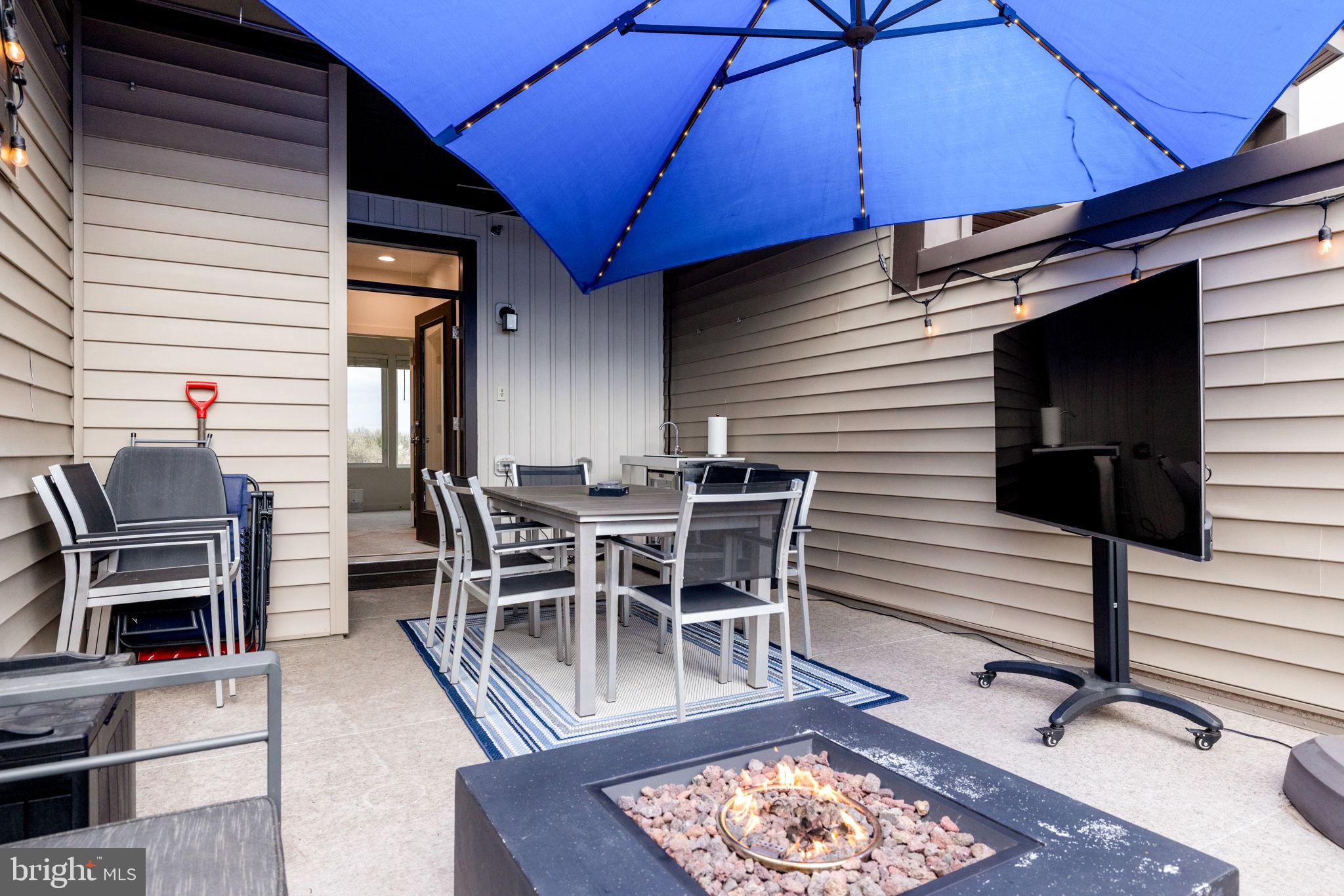 RIVER PLACE - Residential